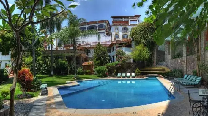 Swimming Pool in Hotel Posada San Javier