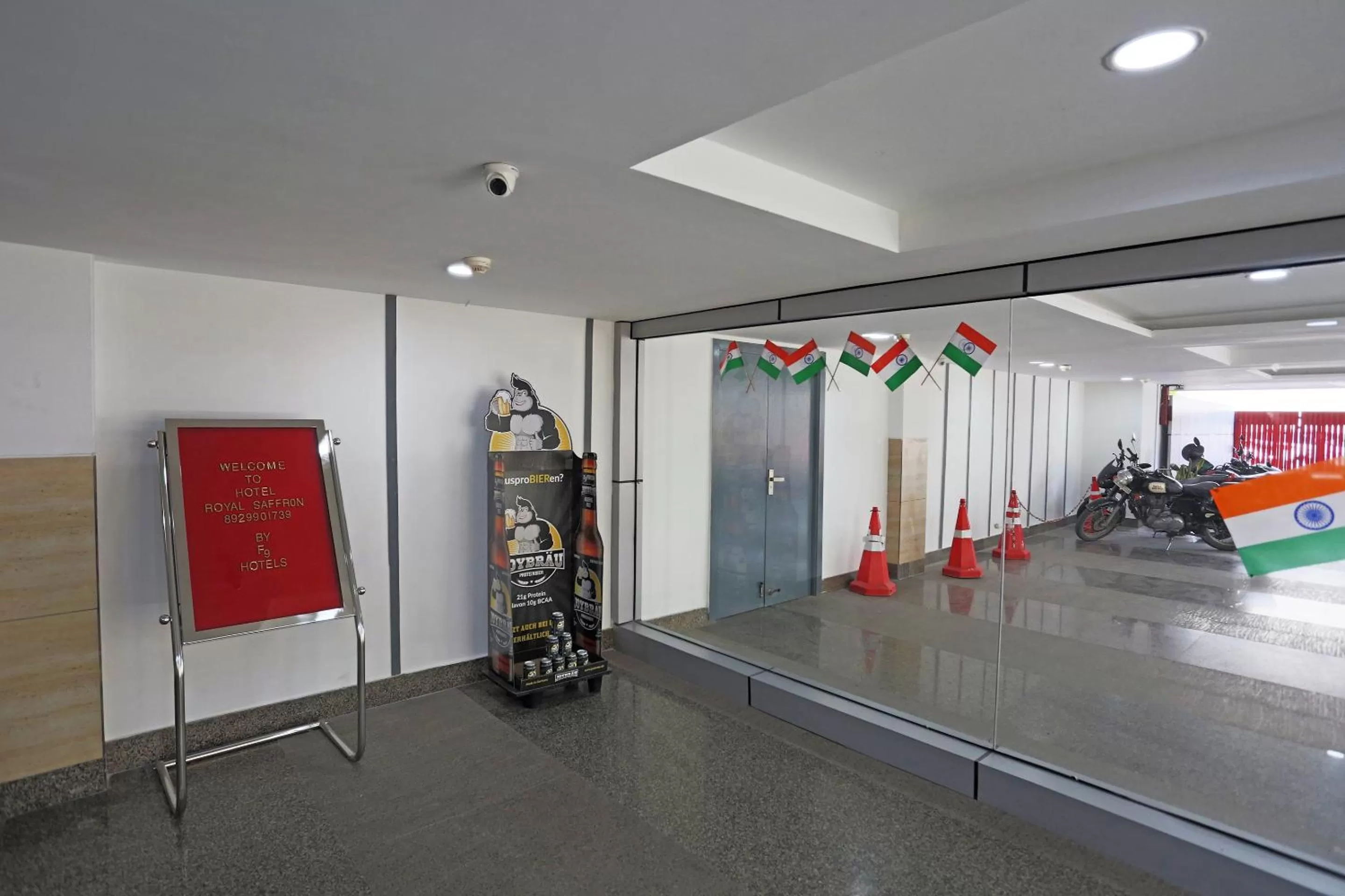 Restaurant/places to eat in Hotel Royal Saffron By F9 Hotels