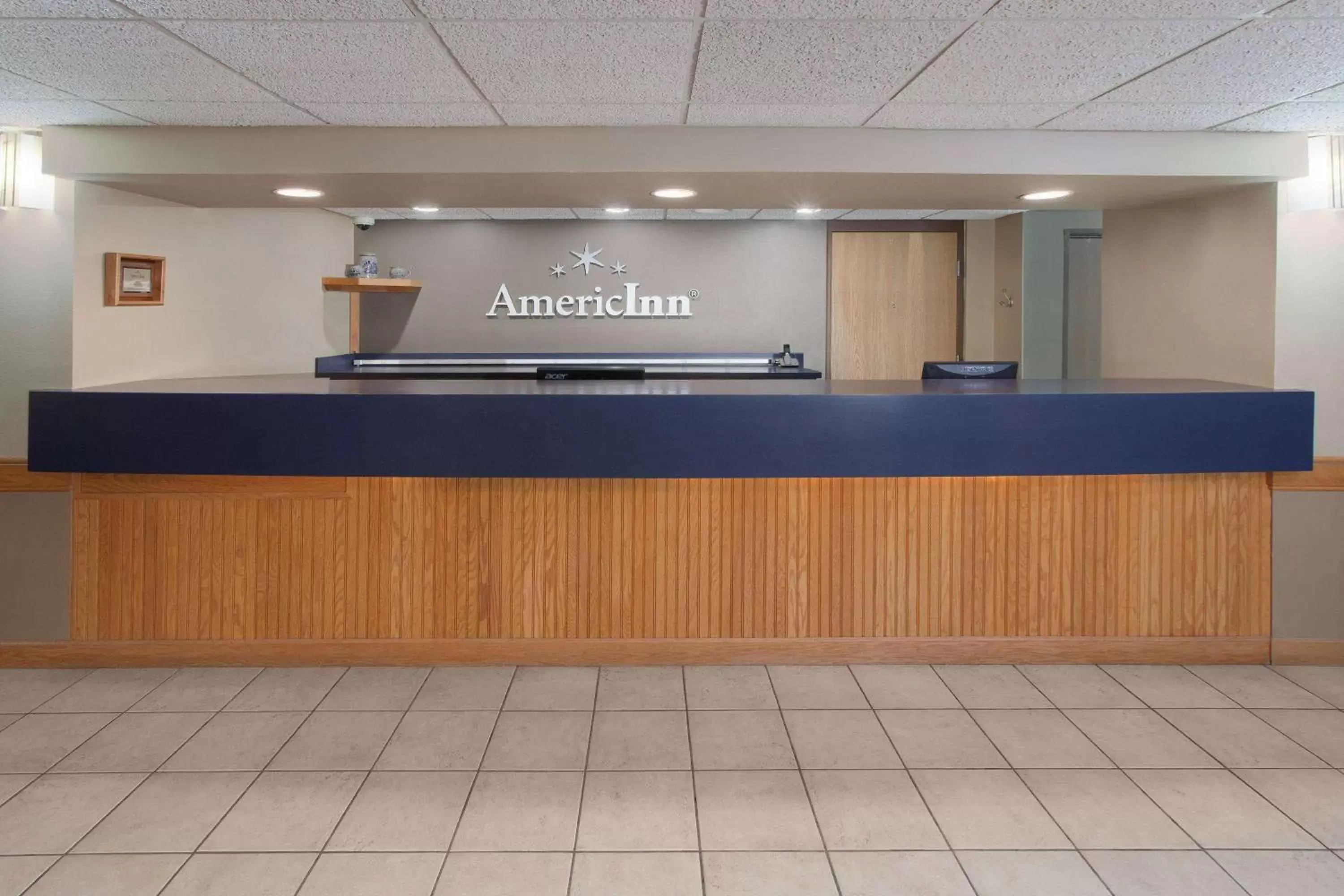 Lobby or reception, Lobby/Reception in AmericInn by Wyndham Webster City