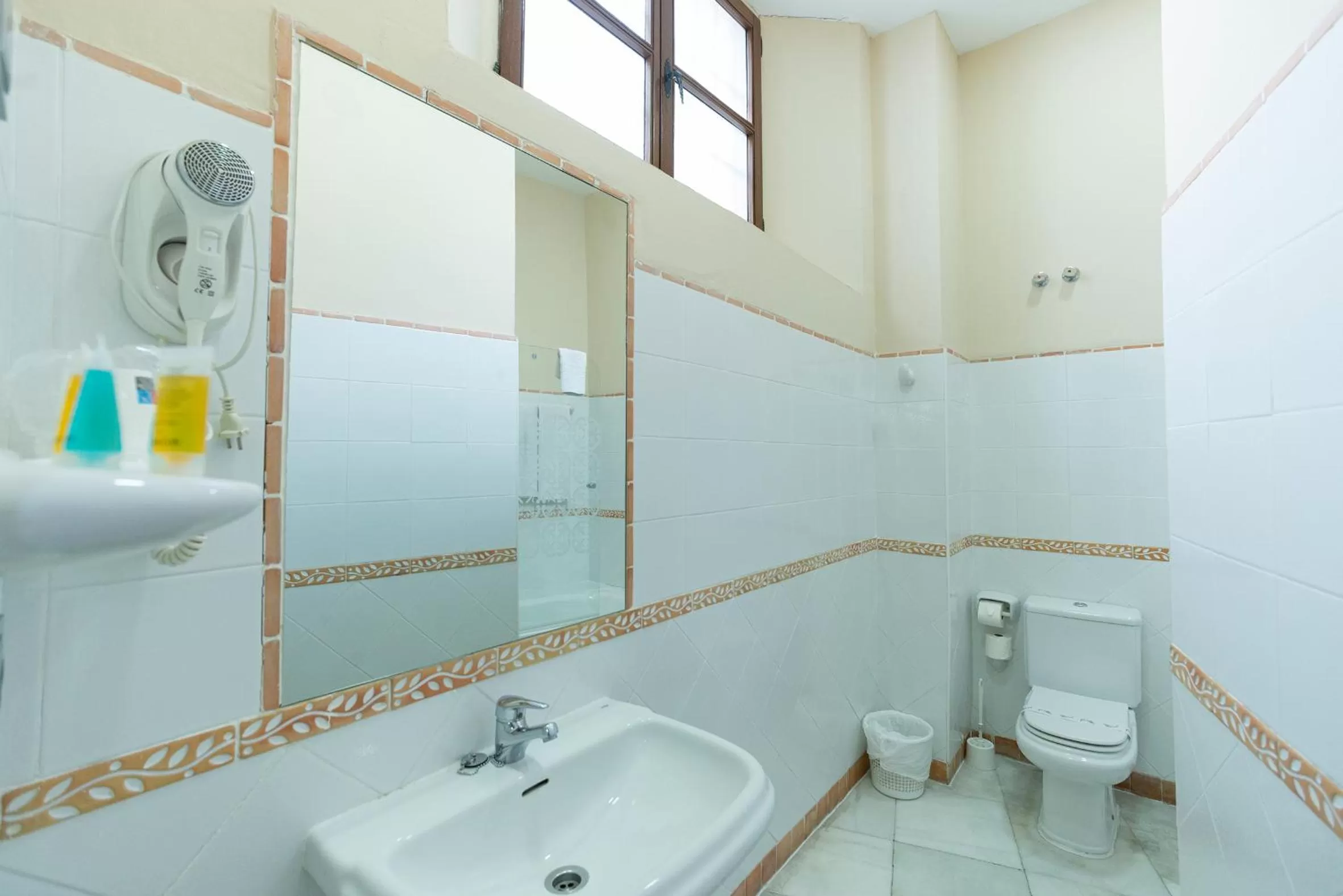Bathroom in Hotel Casa Museo de la Mezquita