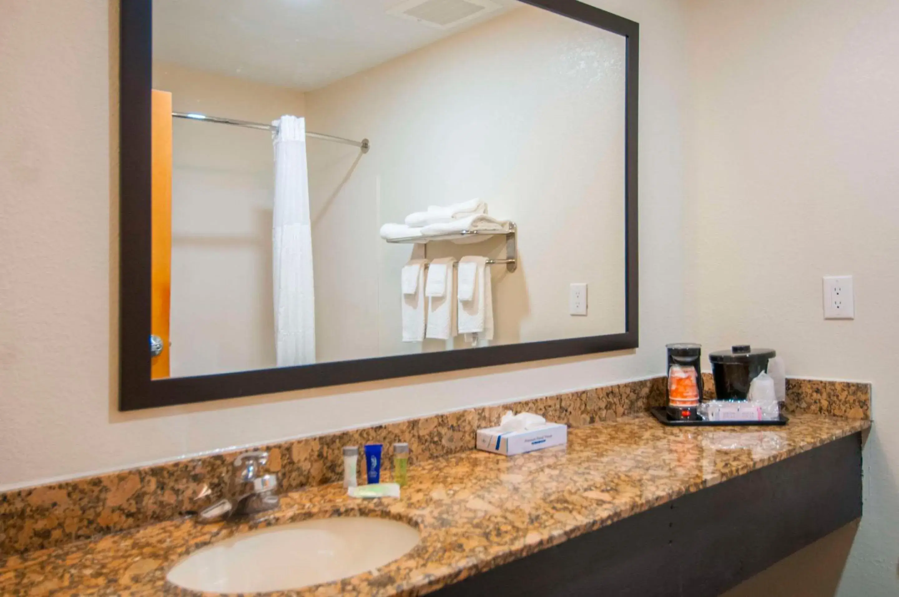 Bedroom in Sleep Inn & Suites Bedroom in Sleep Inn & Suites