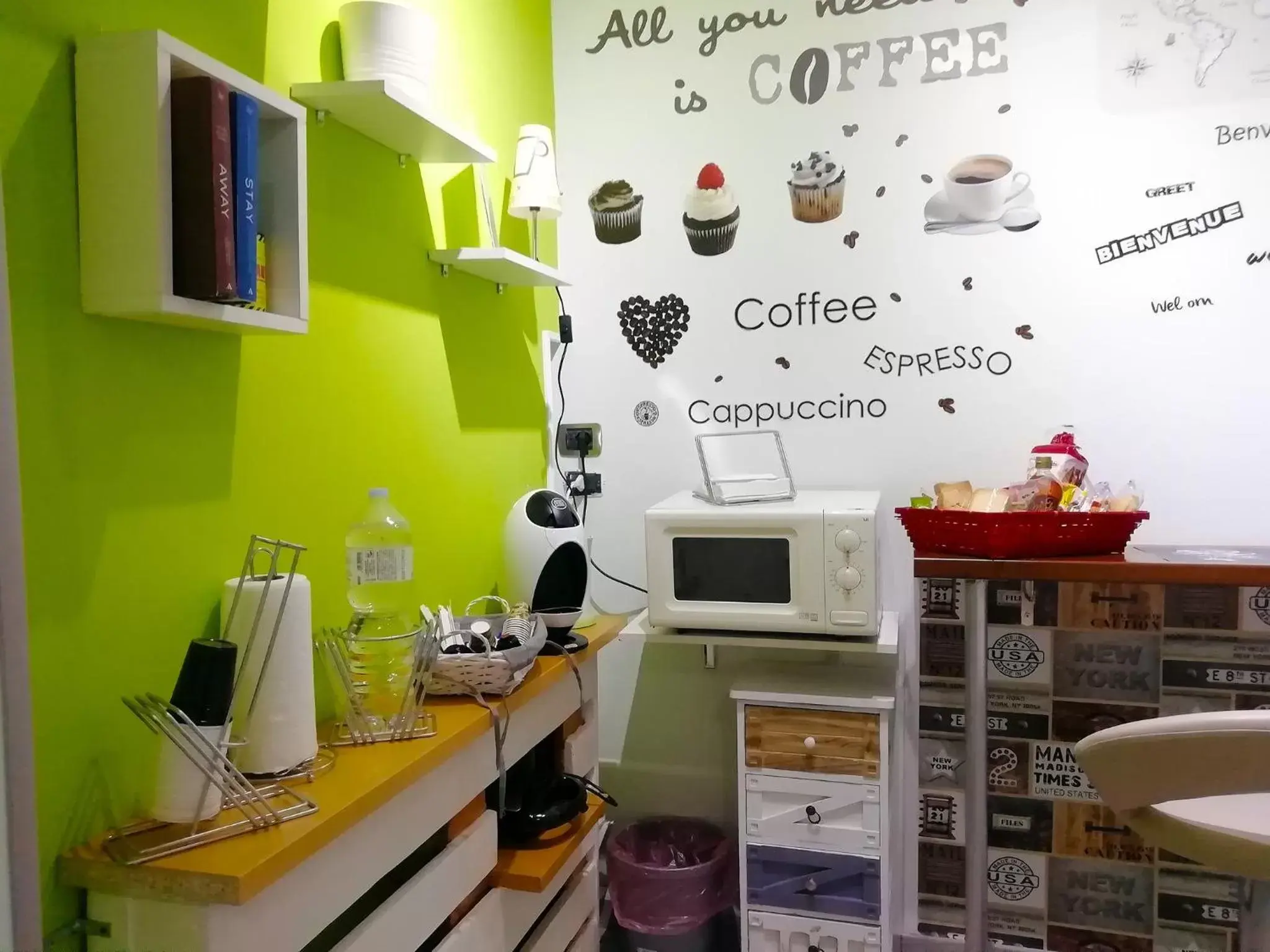 Coffee/tea facilities, Kitchen/Kitchenette in B&B Maison Villa Vittorio