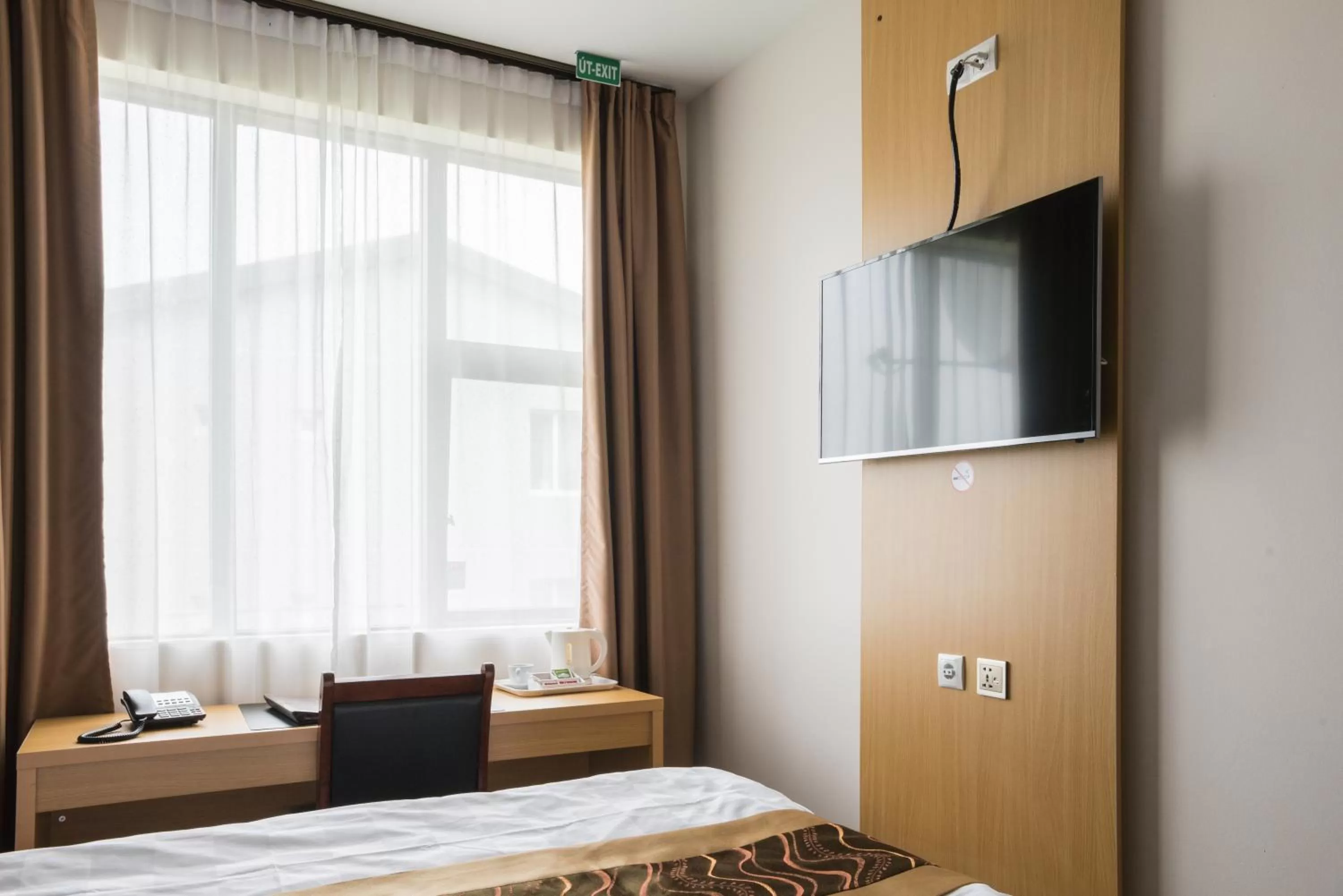 Bed in Hotel Jazz - By Keflavik Airport - Reykjavik - Iceland