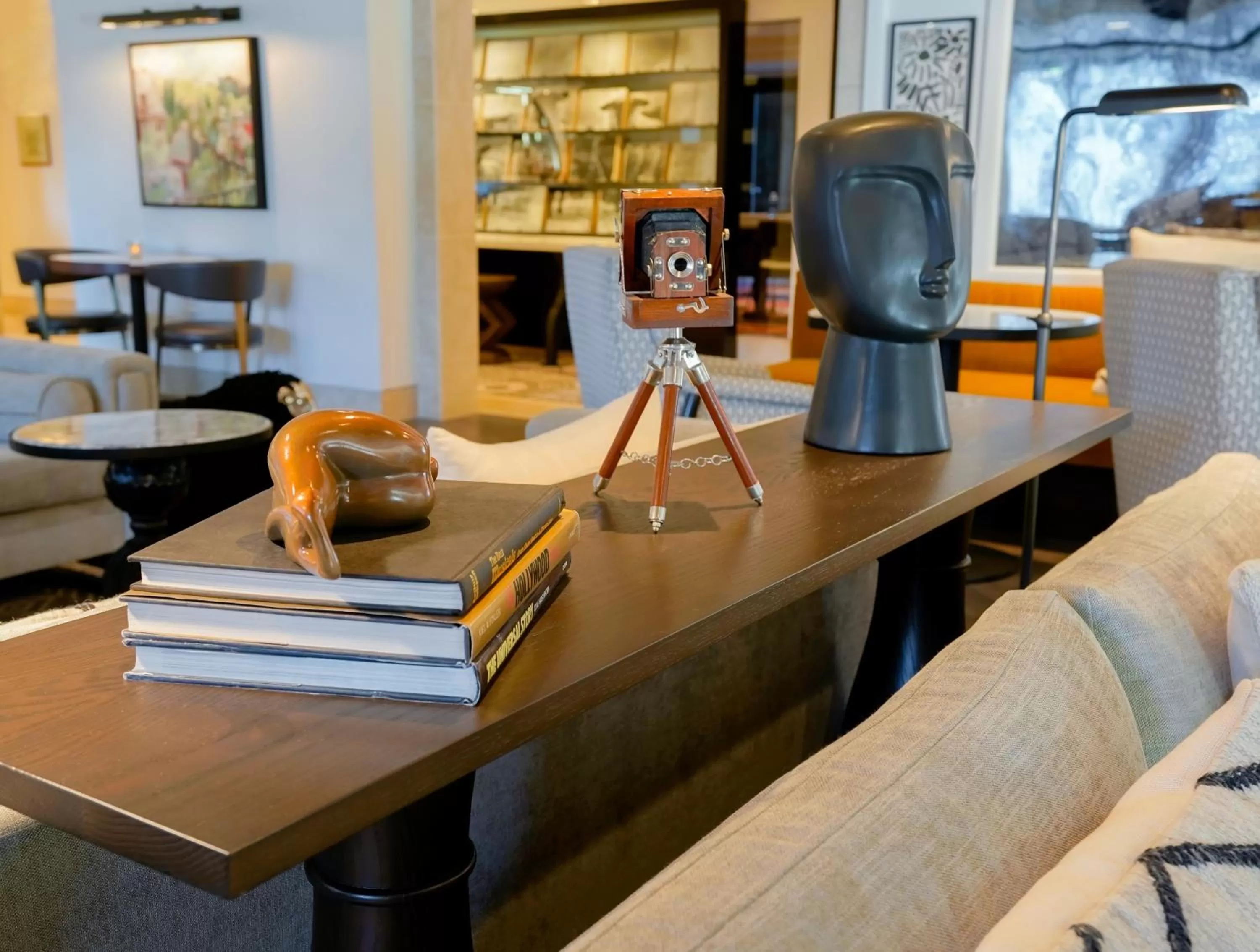 Decorative detail in Hotel Amarano Burbank-Hollywood