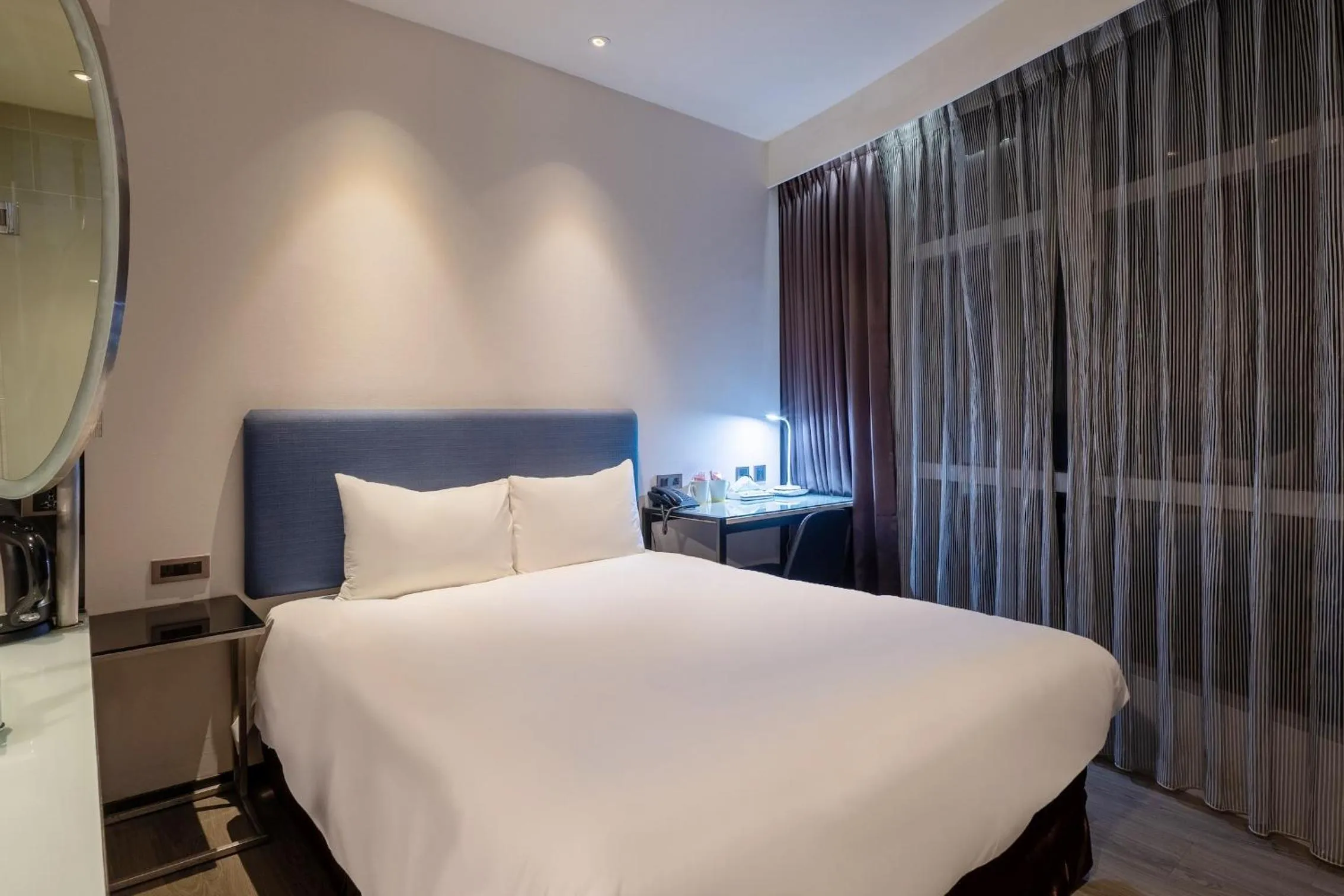 Bed in CHECK inn Taipei Xinyi