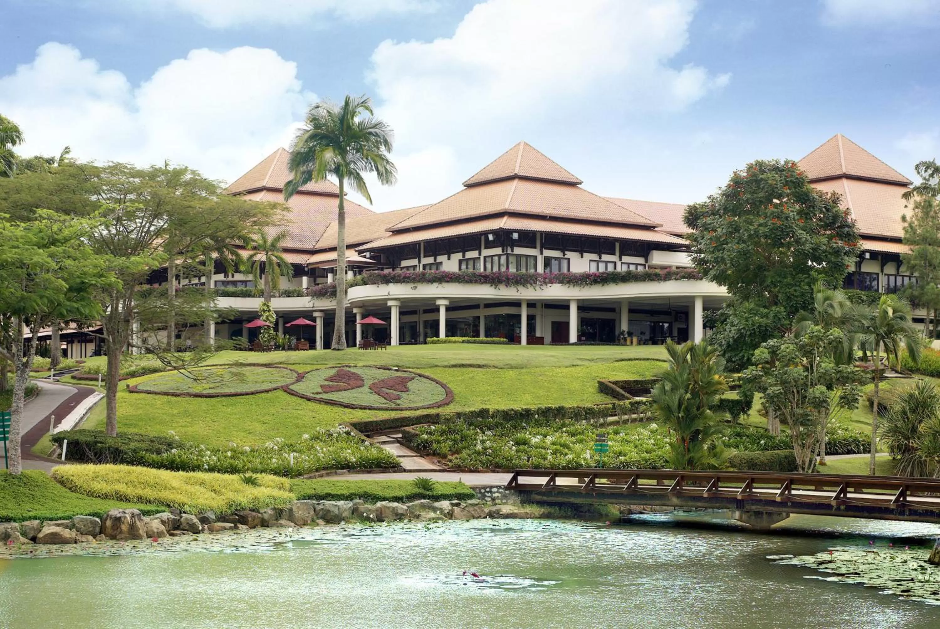 Property building in Le Grandeur Palm Resort Johor