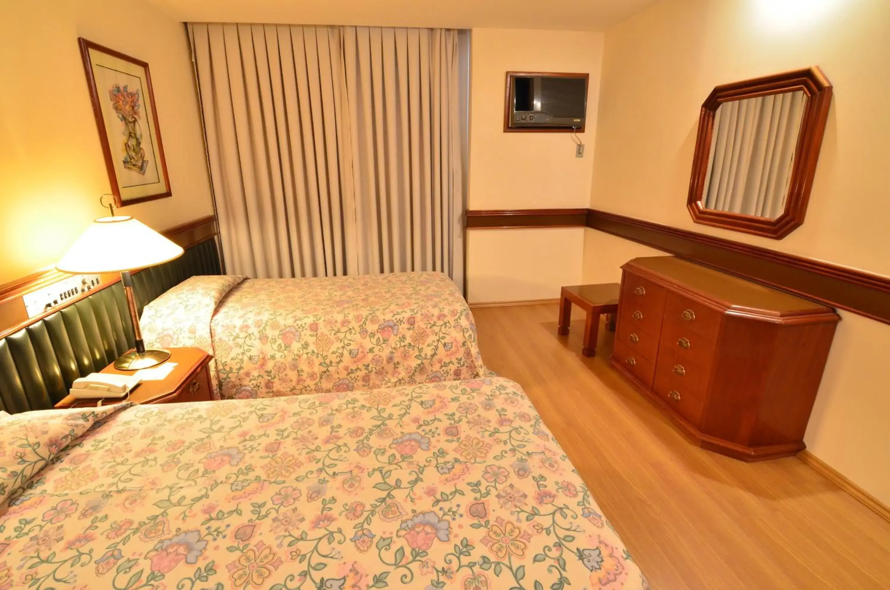Luxury Twin Room - single occupancy in Hotel Gran Corona