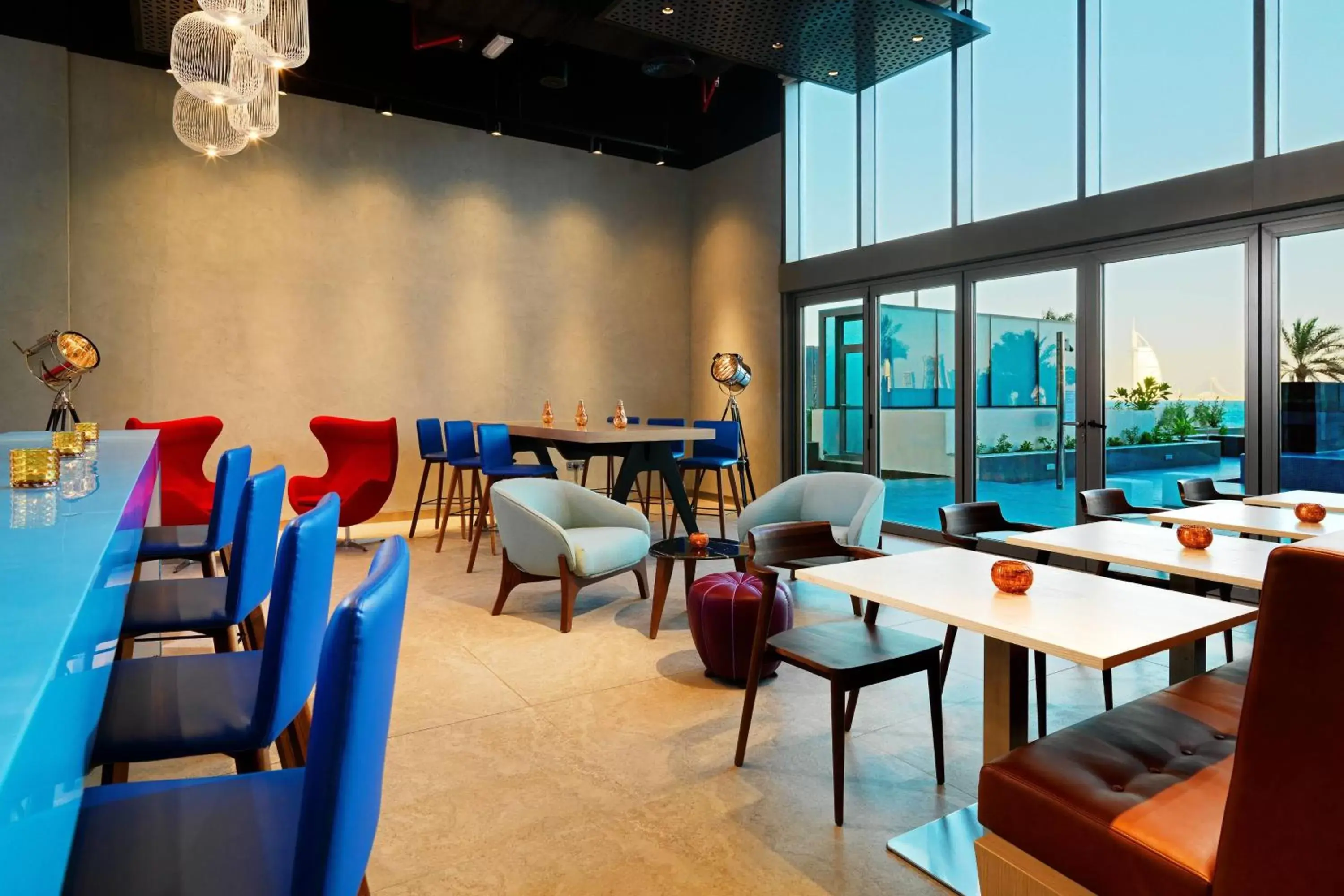 Restaurant/places to eat, Lounge/Bar in Aloft Palm Jumeirah