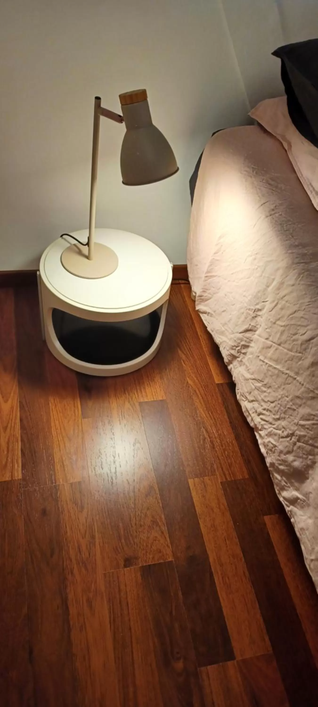 Bed, Seating Area in Lin et l'hôte