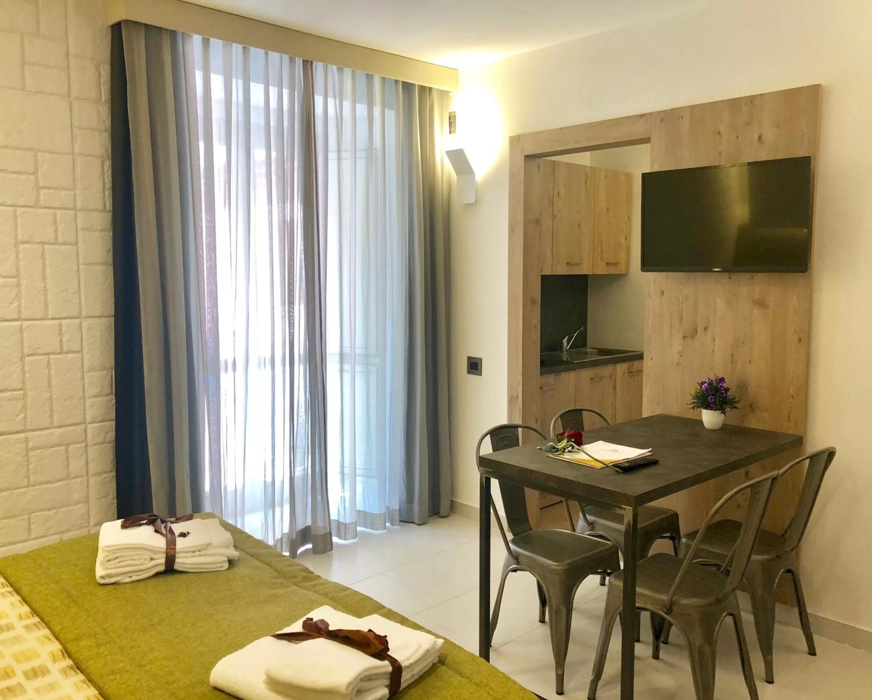 TV and multimedia in Relais Piazza Del Plebiscito B&B