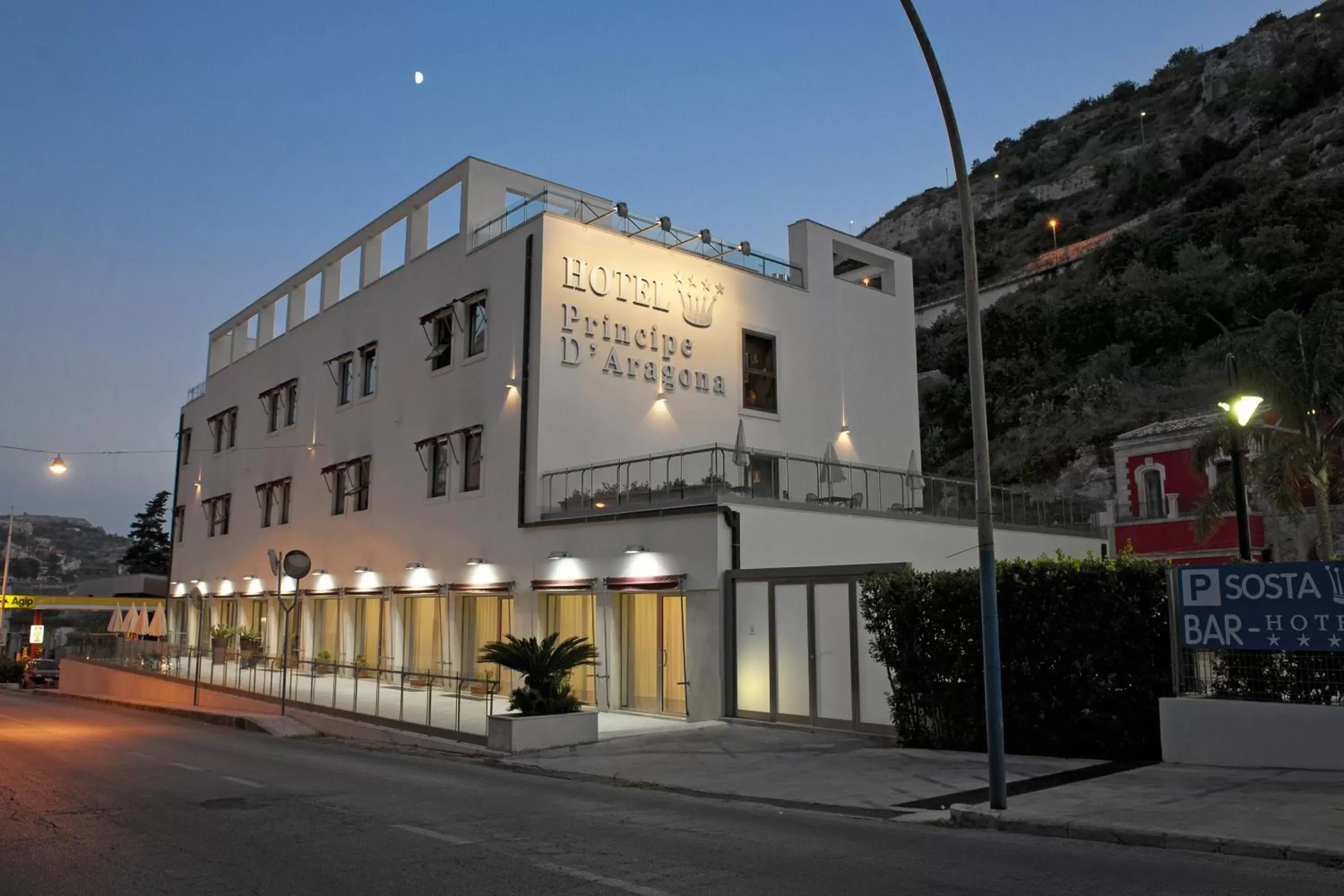 Street view in Hotel Principe d'Aragona