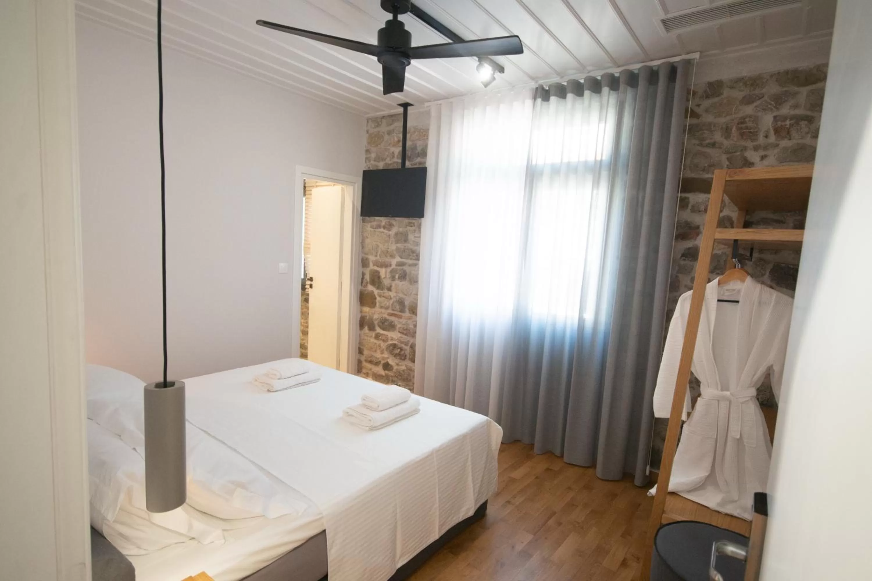 Bed in Porto Enetiko