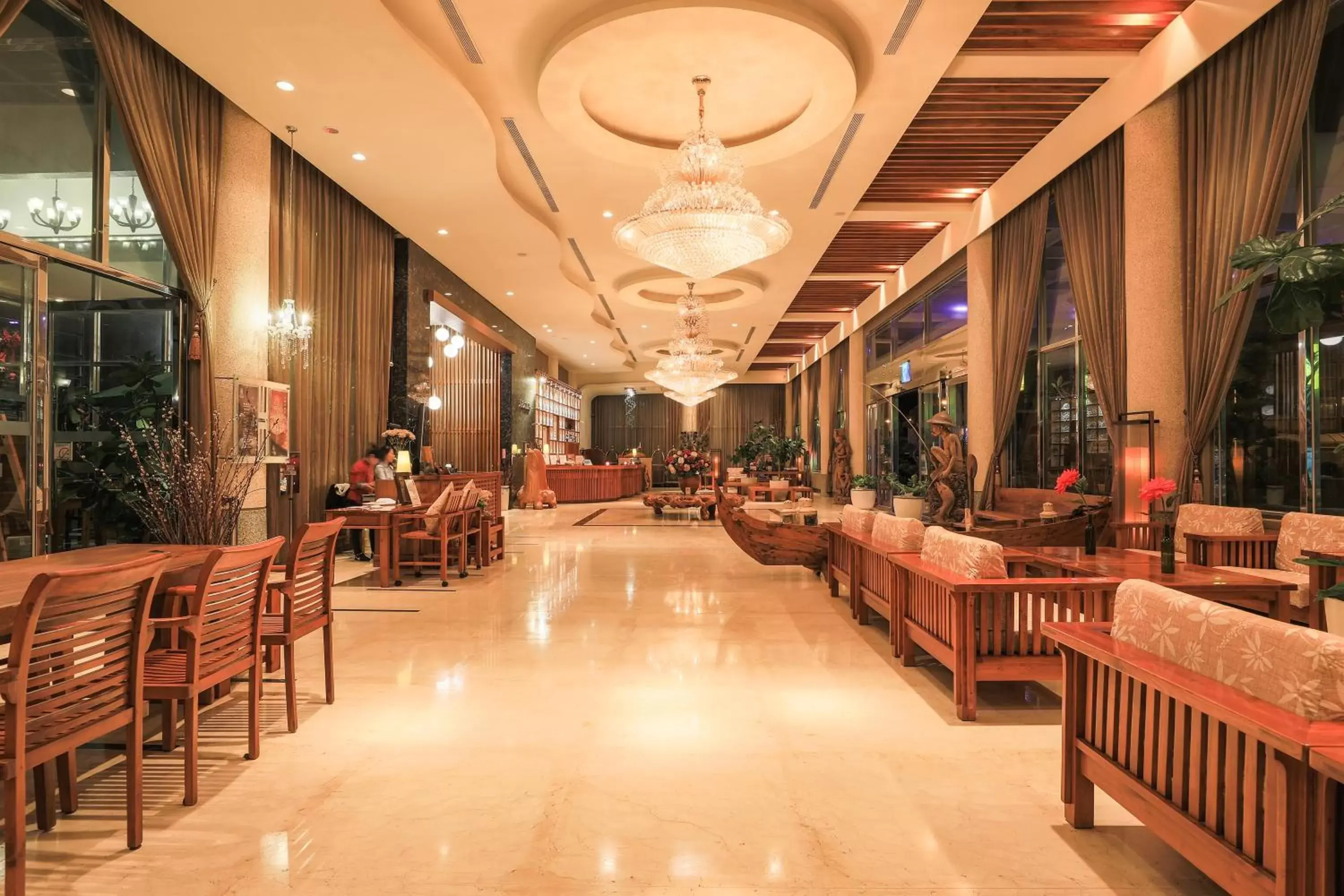 Restaurant/Places to Eat in Yentai Hotel