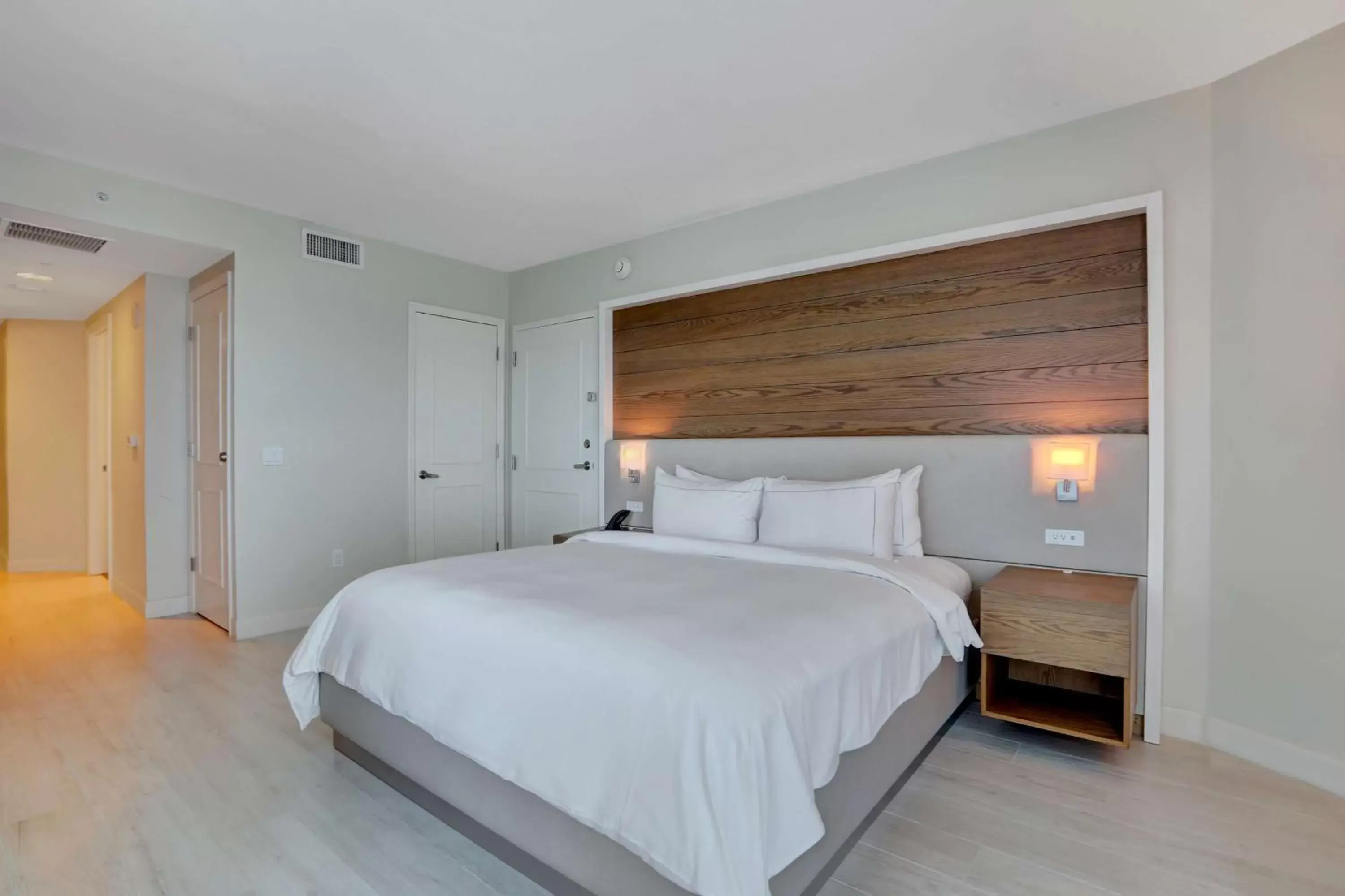 Bed in Hilton Fort Lauderdale Beach Resort