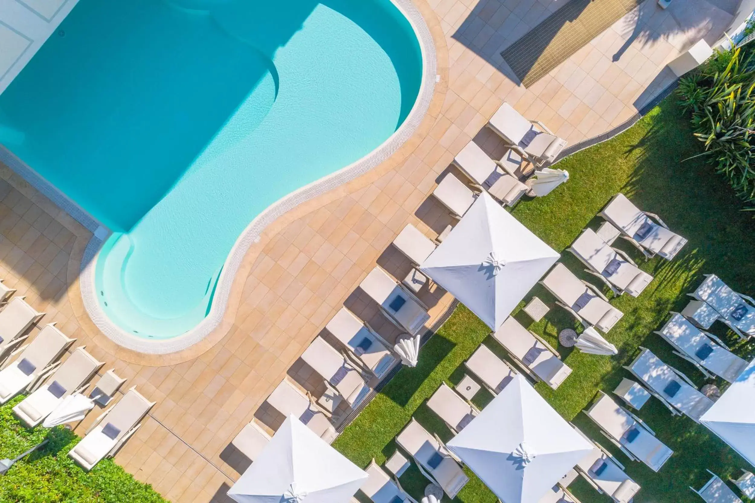 Bird's eye view, Pool View in Villa Rosa Hotel Desenzano