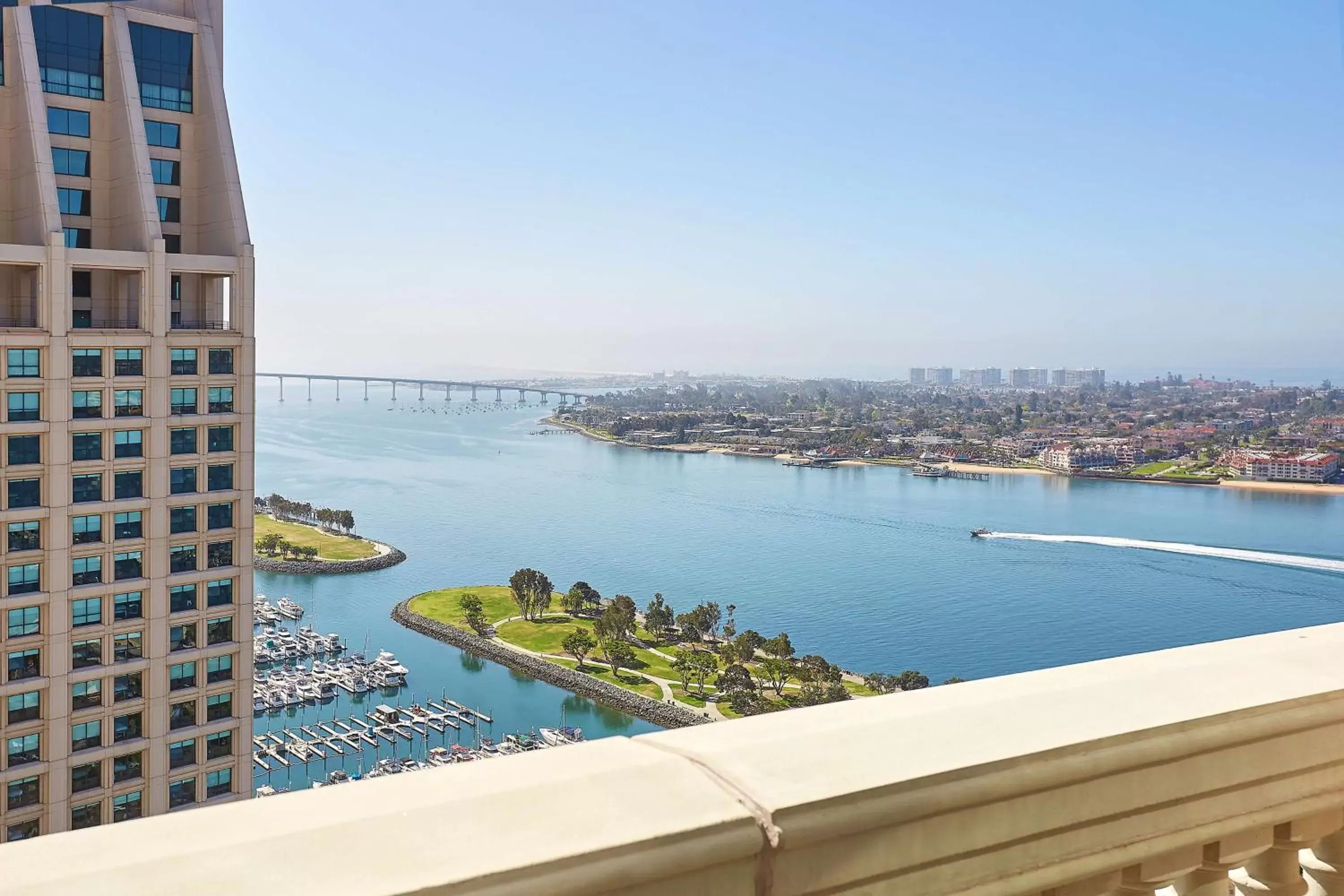 Property building, Sea View in Manchester Grand Hyatt San Diego