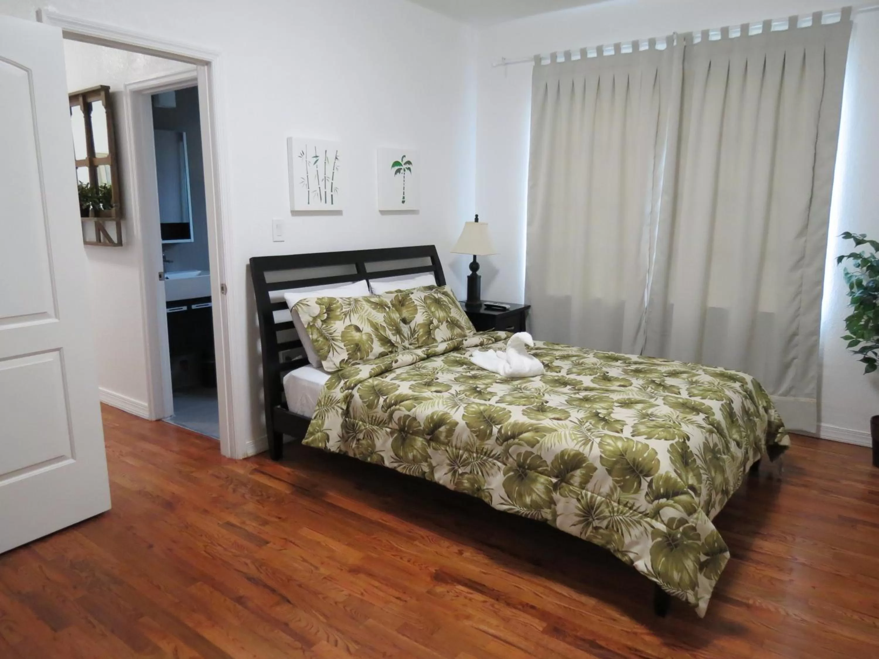 Bed in Harding Boutique Apartments