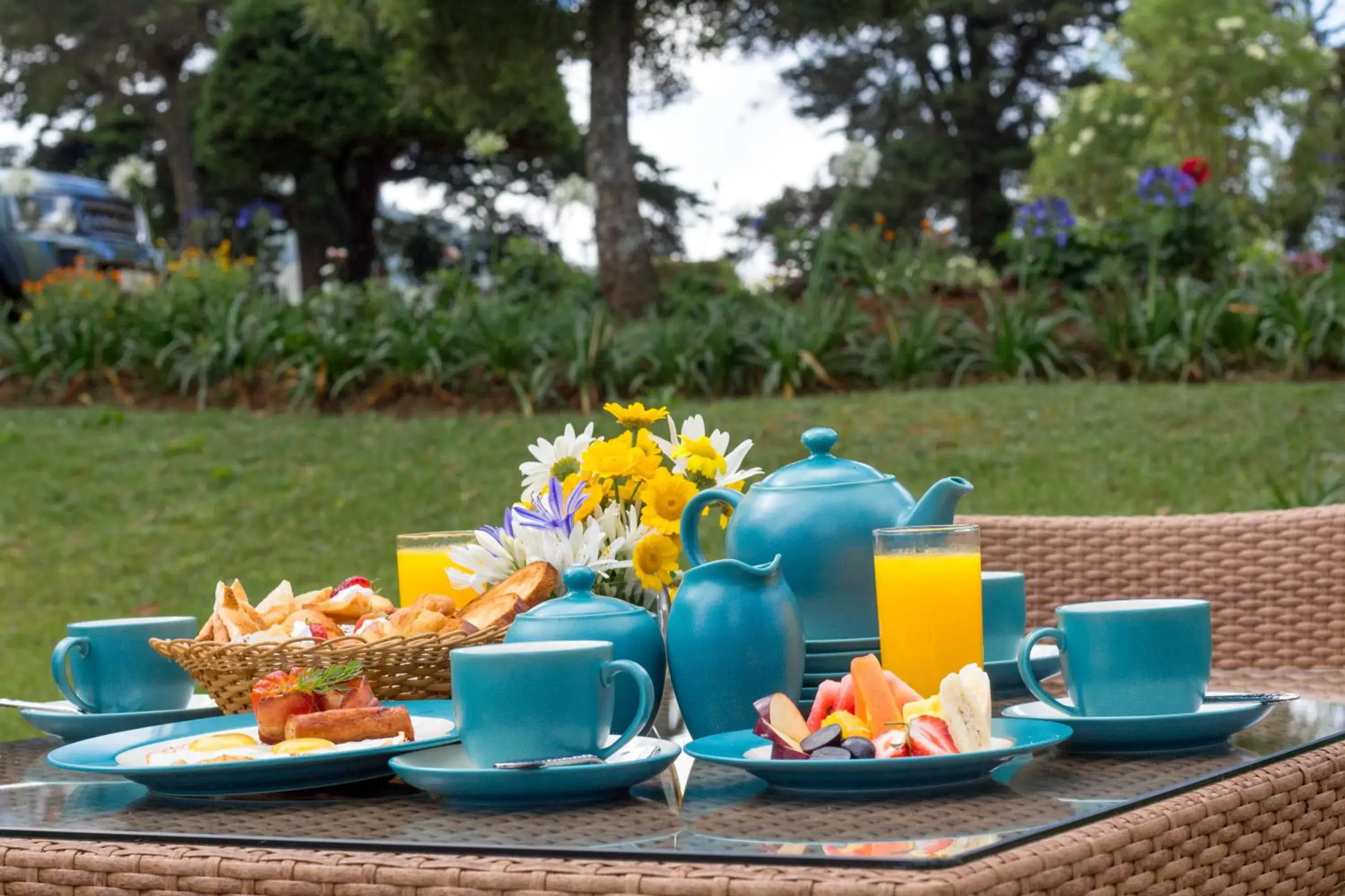 Breakfast in Oliphant Boutique Villa by Amaya