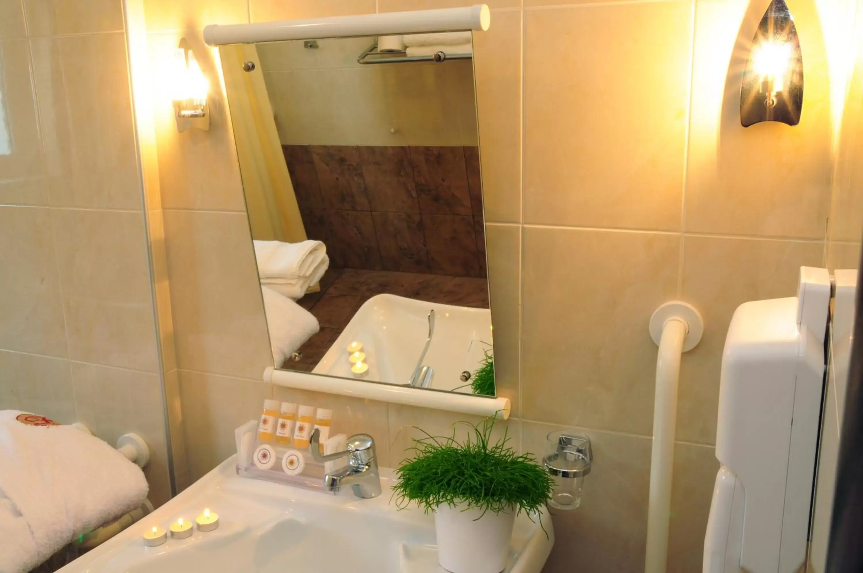 Bathroom in Flisvos Hotel Nafpaktos