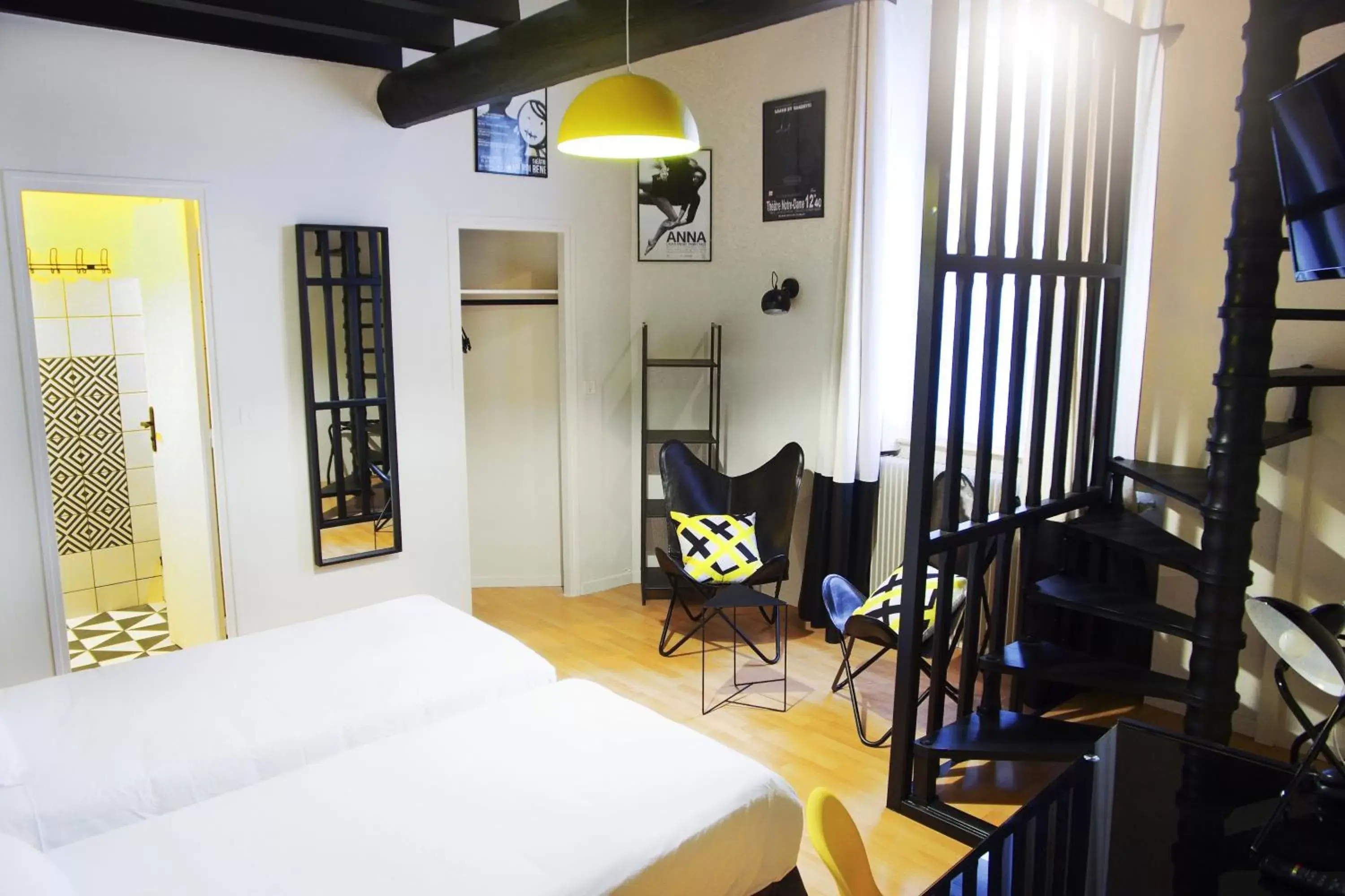 Photo of the whole room, Bed in Hotel Le Magnan Photo of the whole room, Bed in Hotel Le Magnan