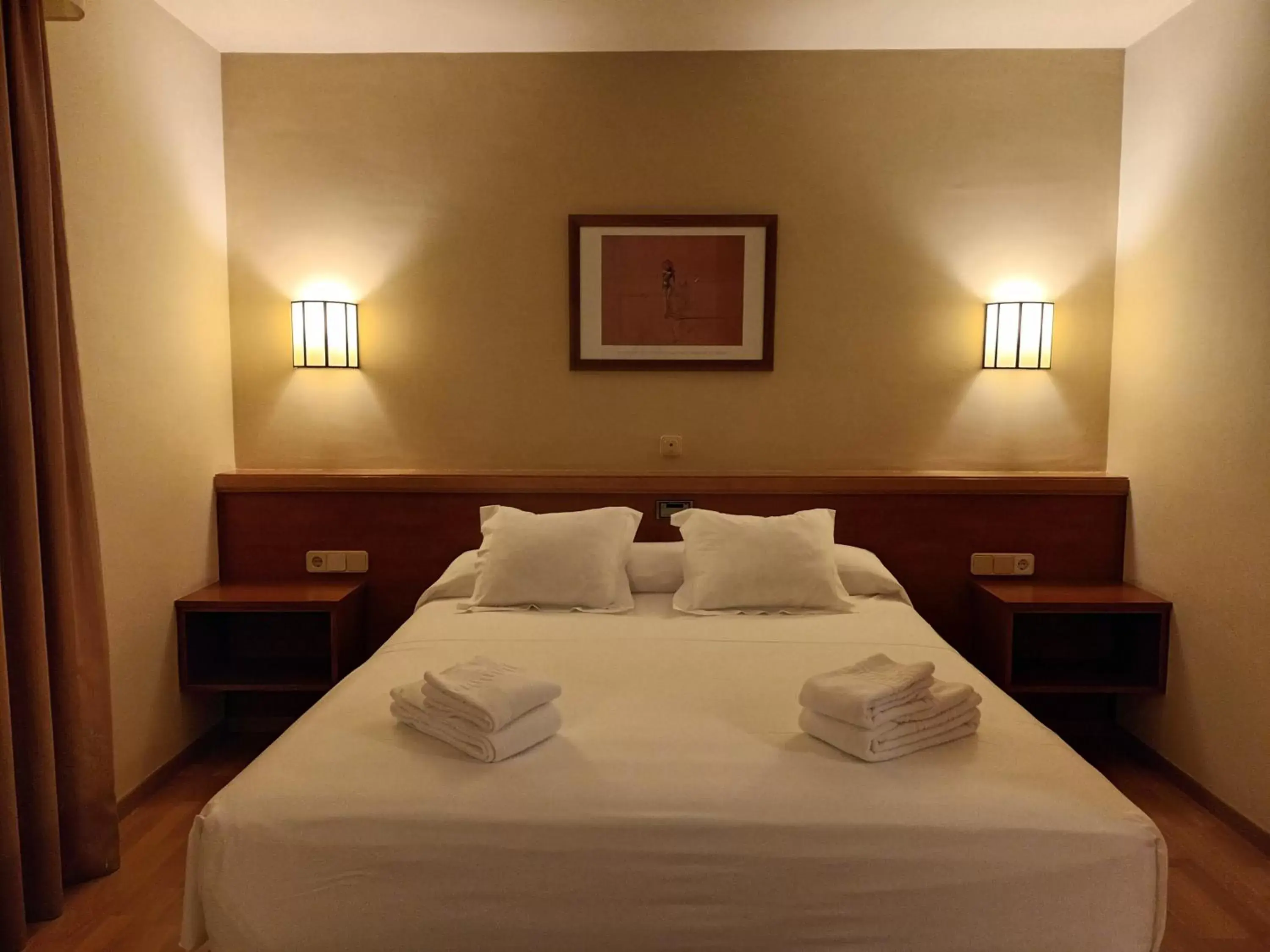 Bed in Hotel Estel