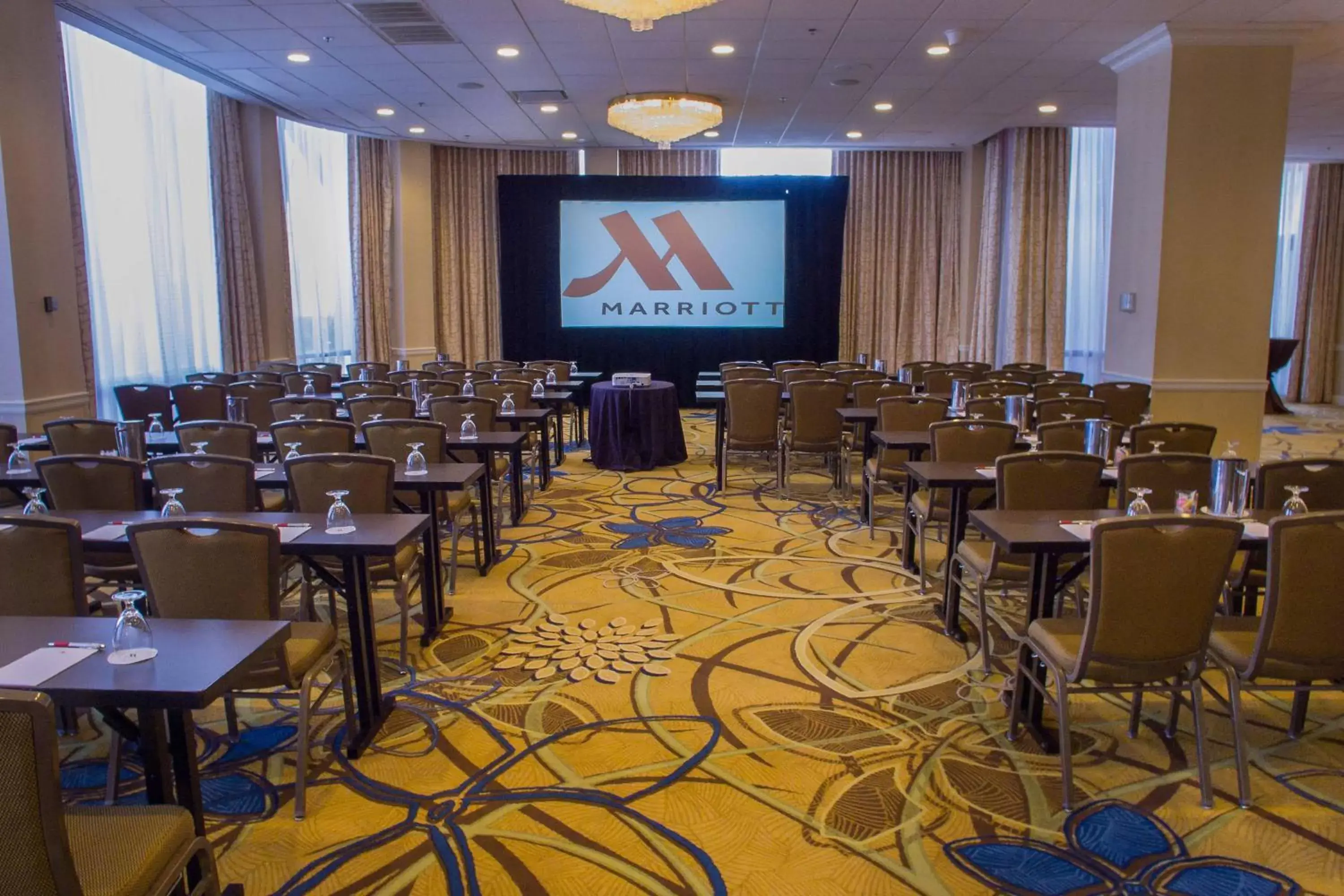 Meeting/conference room in Teaneck Marriott at Glenpointe