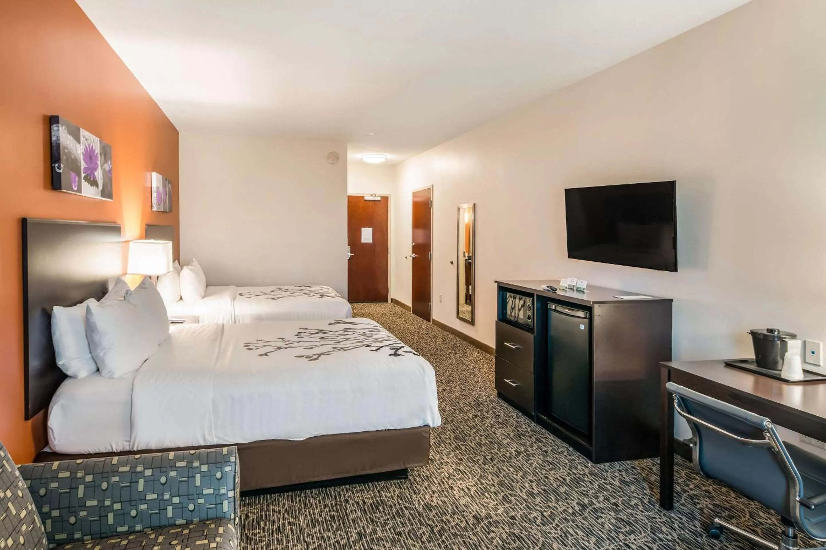 Photo of the whole room, Bed in Sleep Inn & Suites Hurricane Zion Park Area