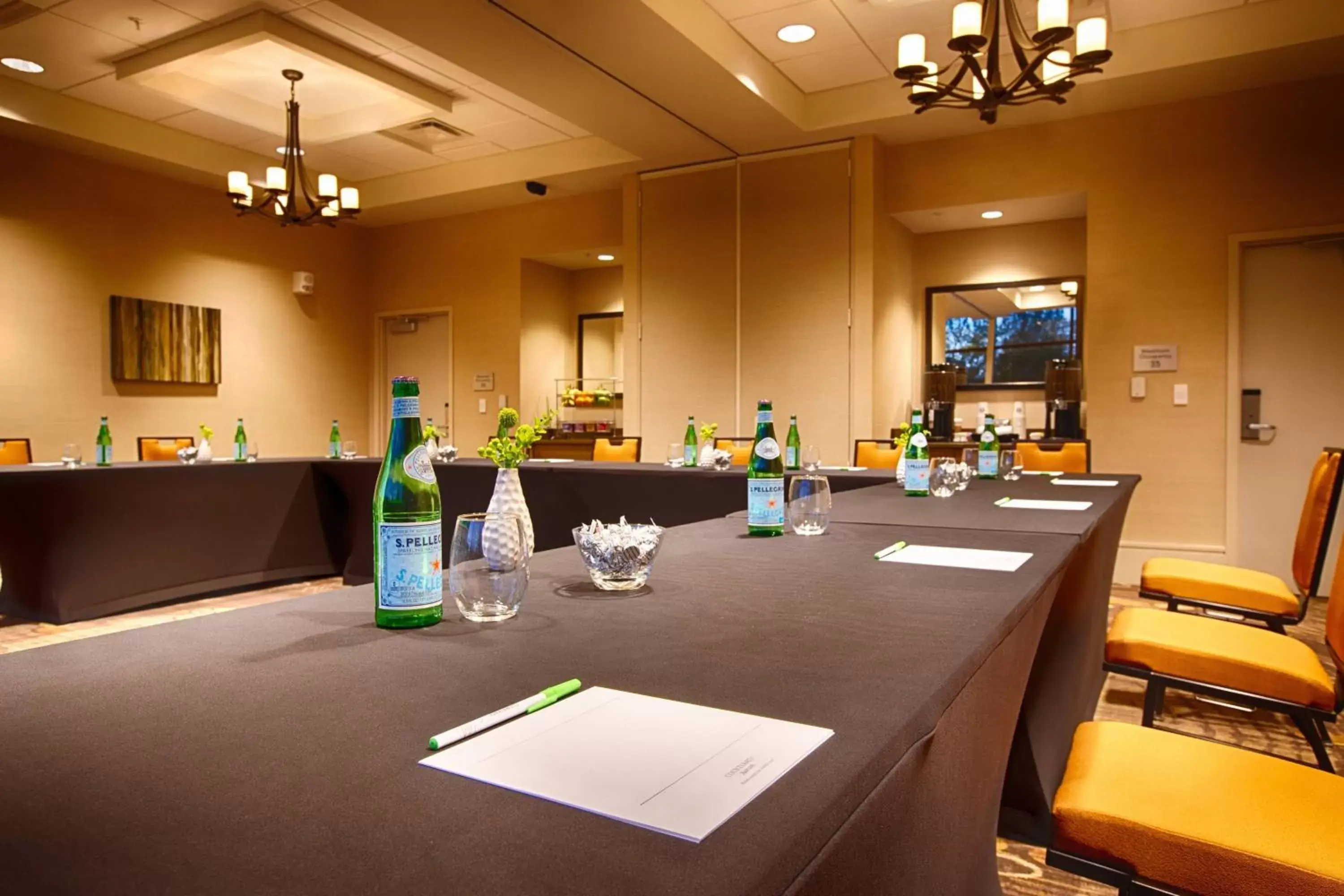 Meeting/conference room in Courtyard by Marriott Pigeon Forge