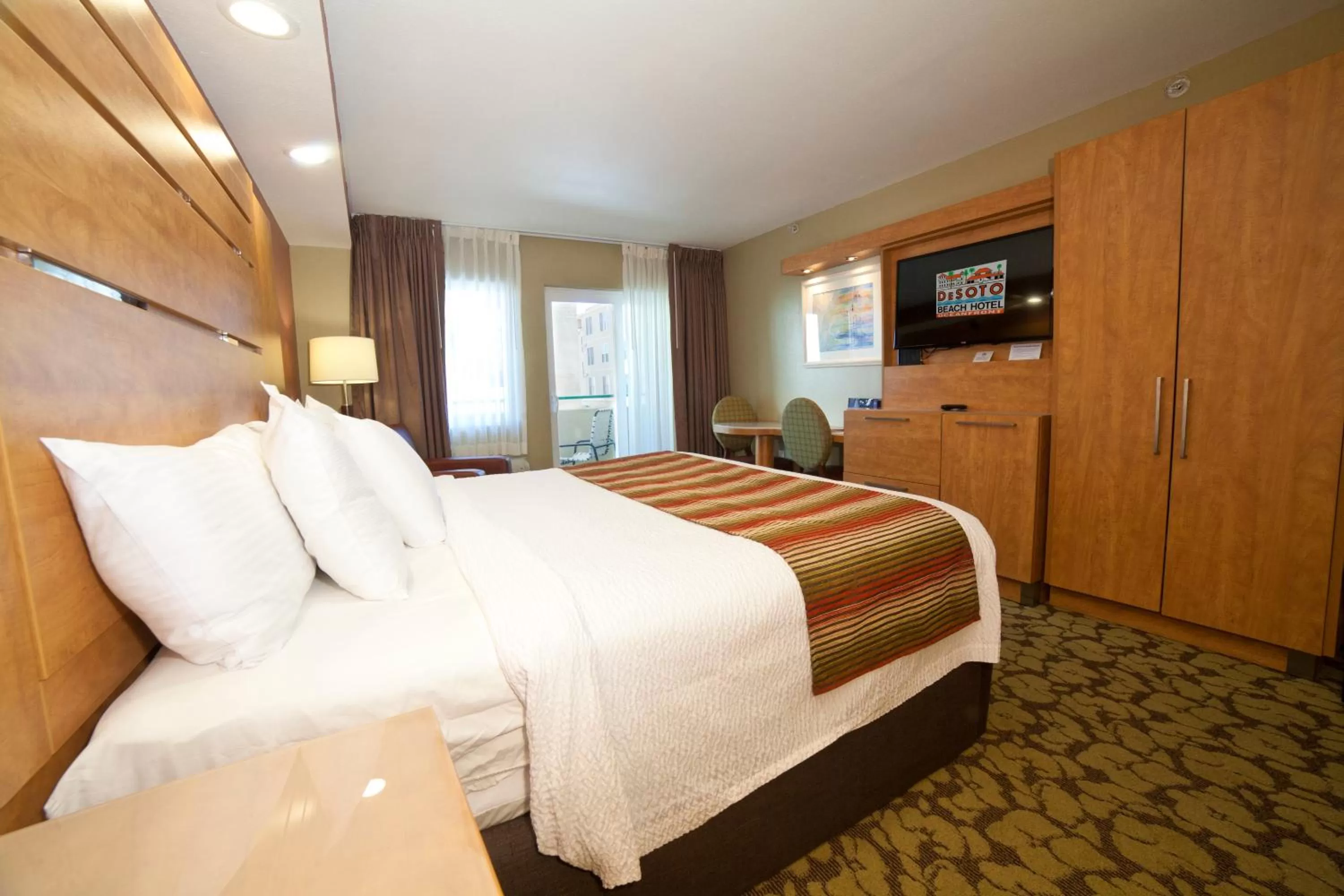 Photo of the whole room, Bed in DeSoto Beach Hotel