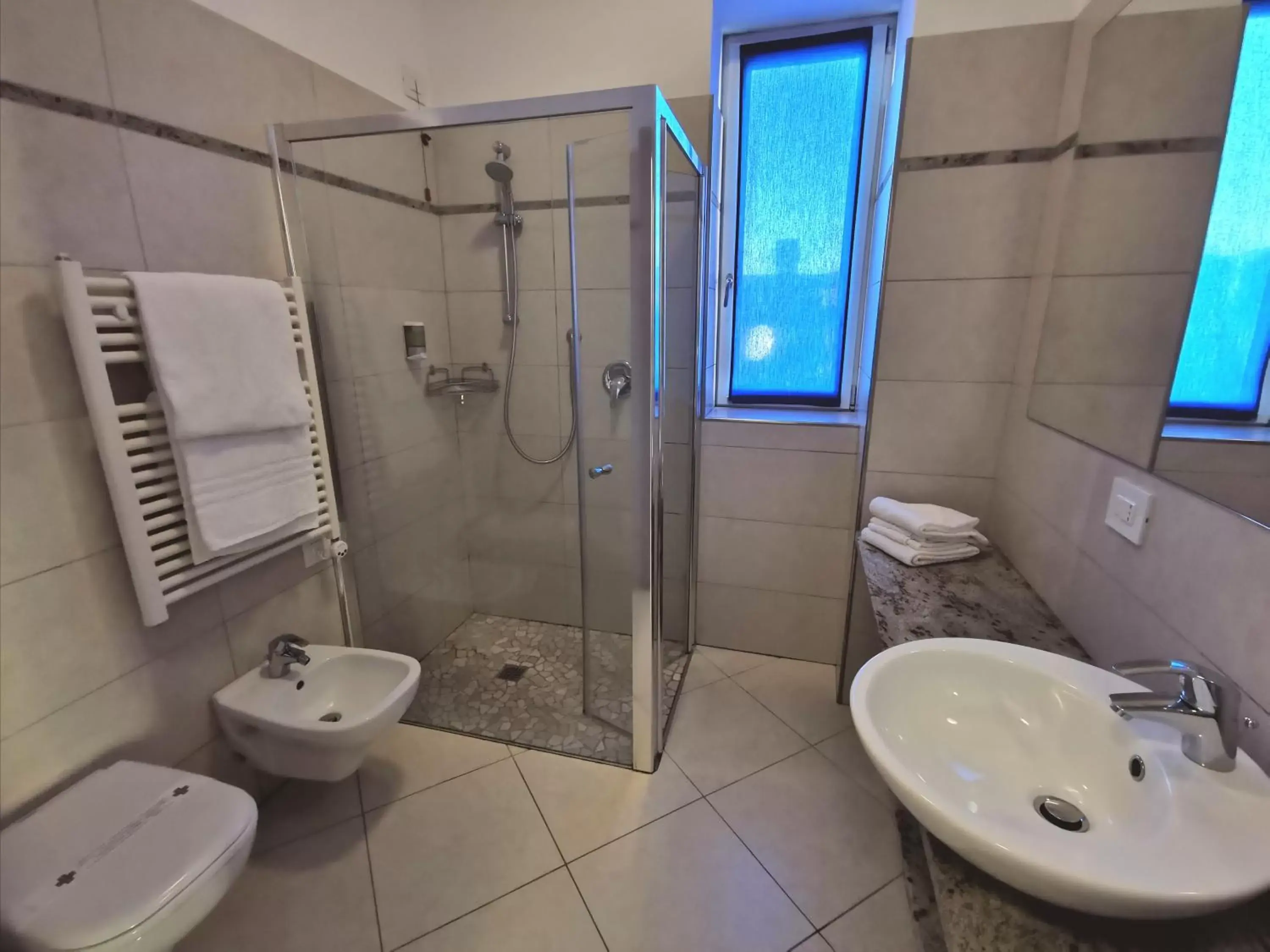 Bathroom in Hotel Oceanomare