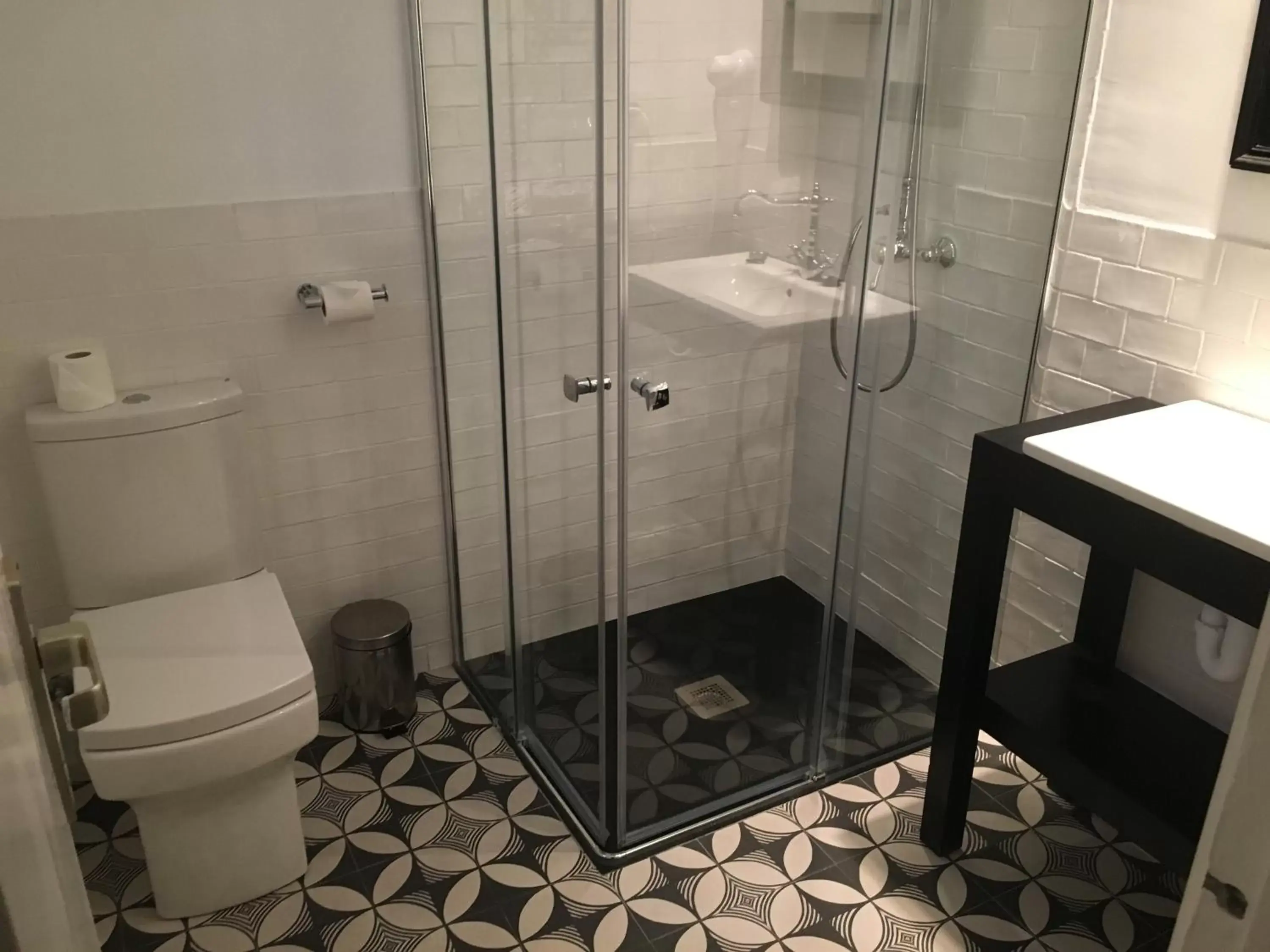 Twin Room with Balcony in Hotel & Restaurant Marina Palamós Twin Room with Balcony in Hotel & Restaurant Marina Palamós