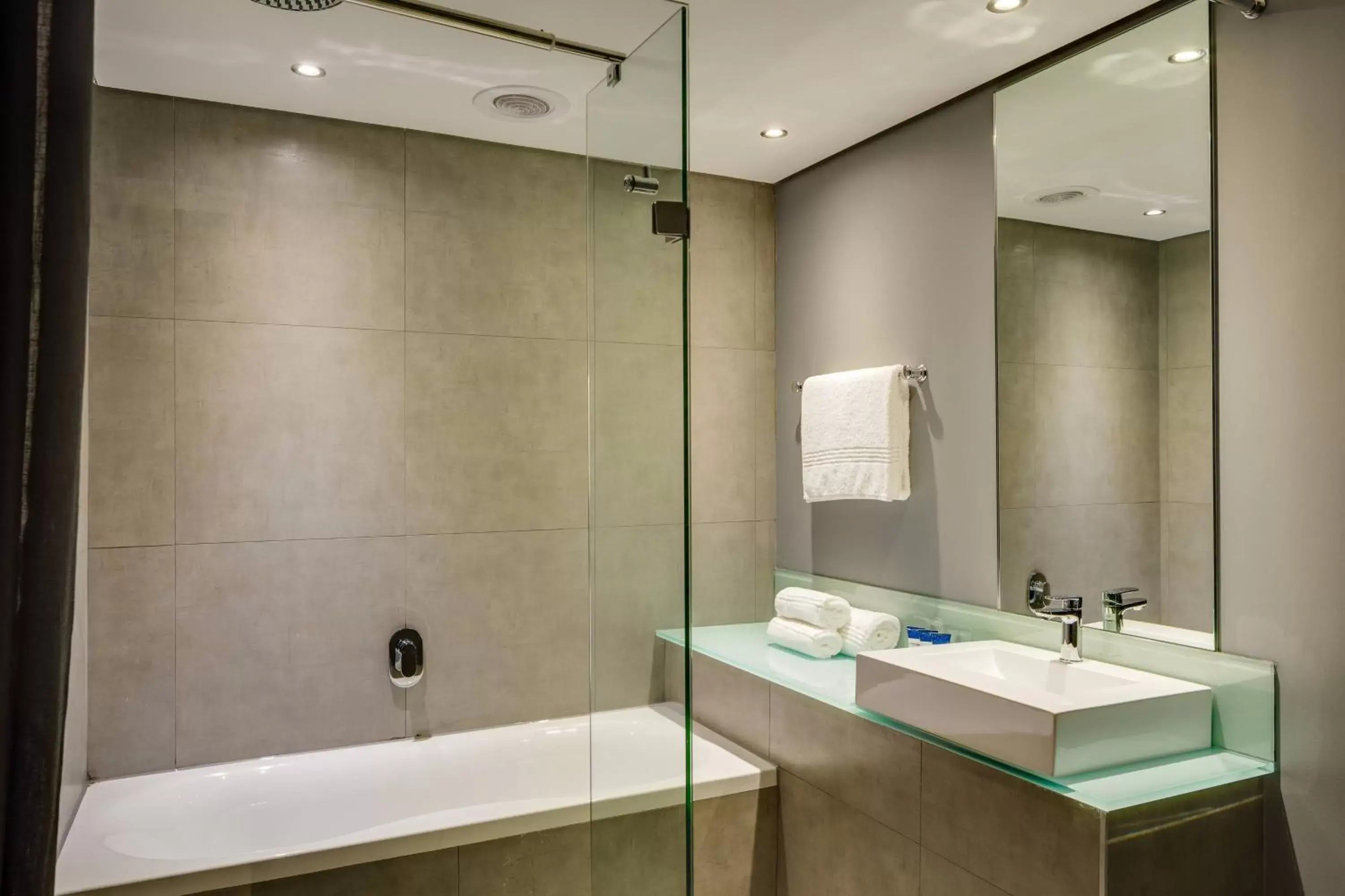 Bathroom in Protea Hotel Fire & Ice! by Marriott Pretoria Menlyn