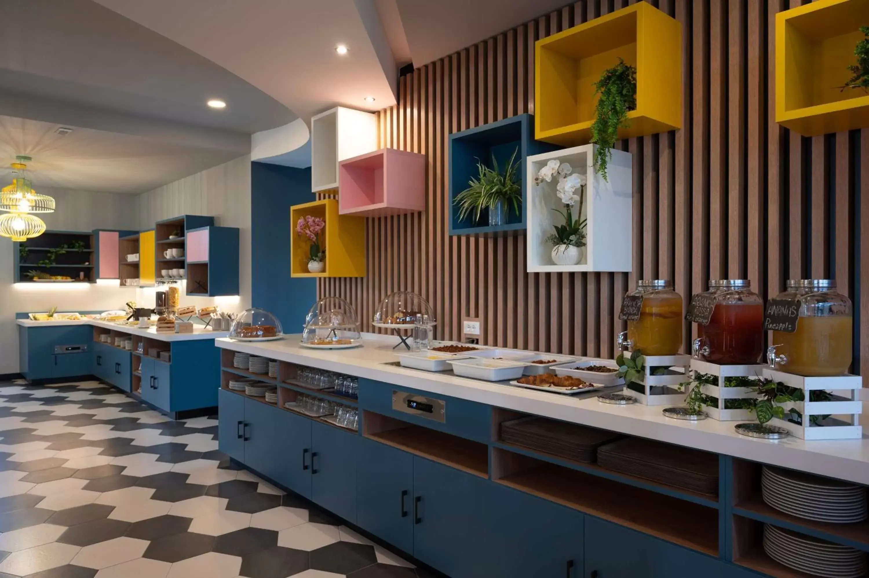Breakfast, Kitchen/Kitchenette in Hampton by Hilton Rome North Fiano Romano