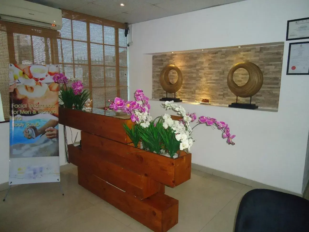 Massage, Lobby/Reception in Global Towers Hotel & Apartments