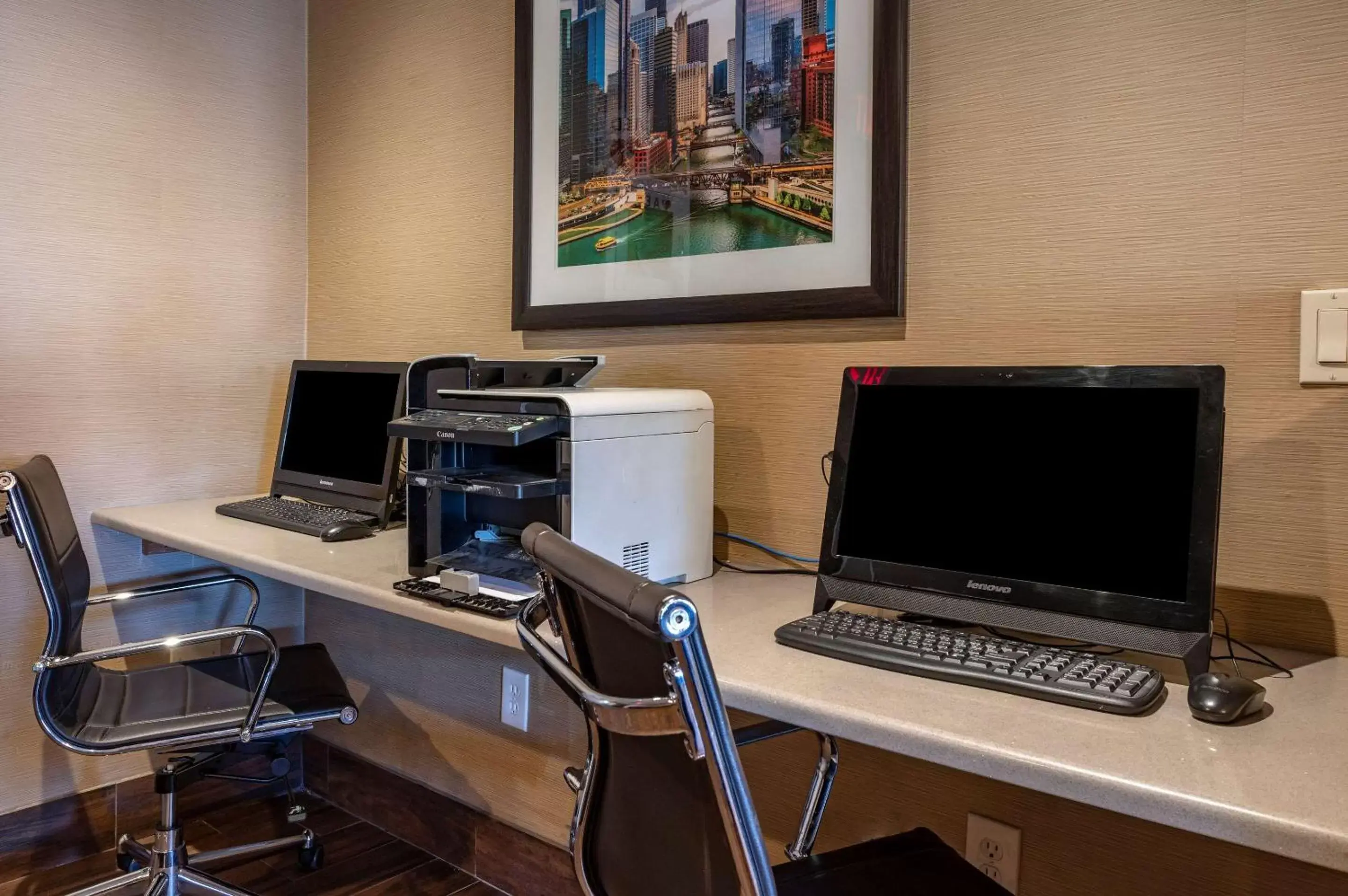 Business facilities, Business Area/Conference Room in Comfort Inn Romeoville - Bolingbrook