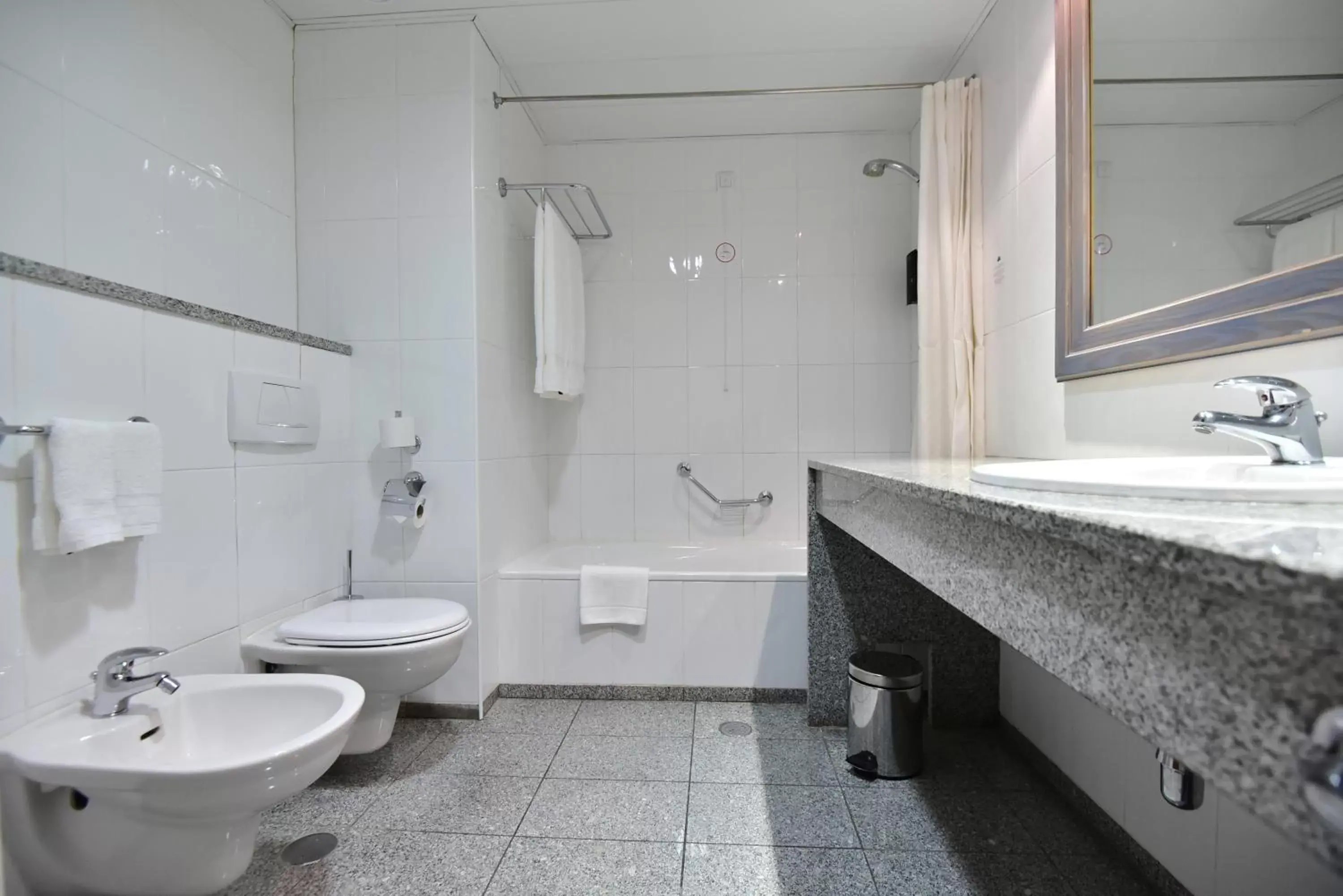 Bathroom in Real Bellavista Hotel & Spa