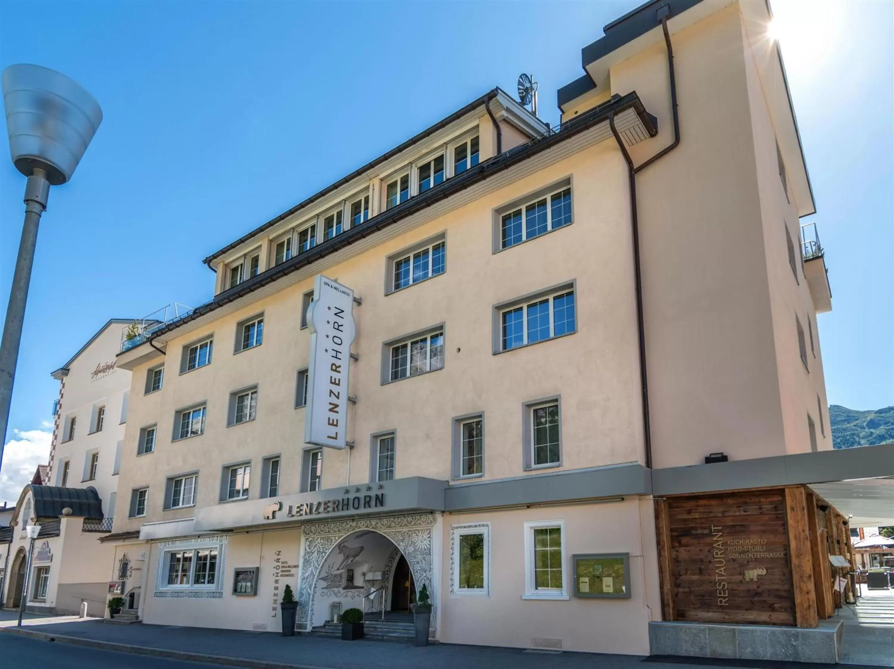 Facade/entrance, Property Building in Hotel Lenzerhorn