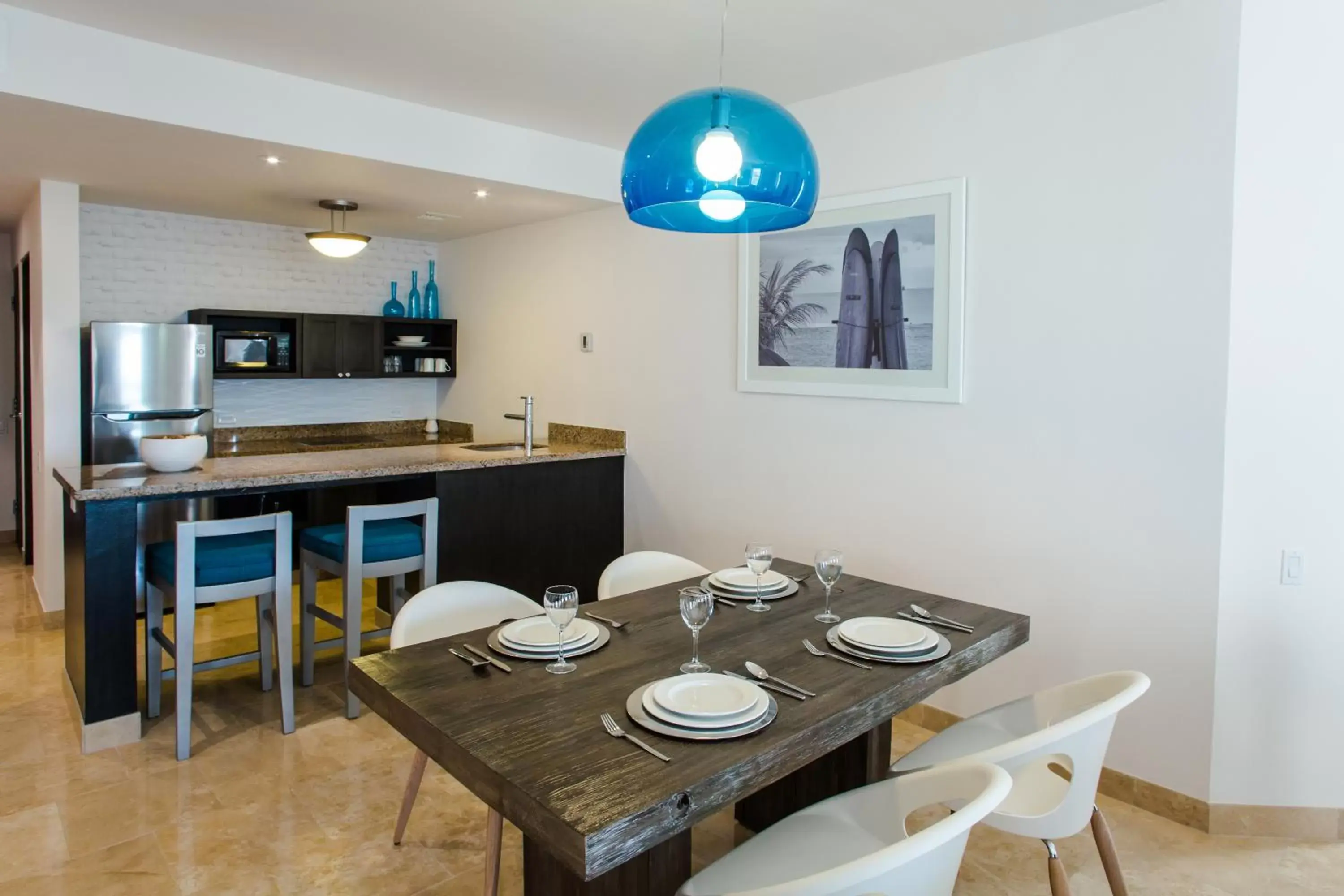 Kitchen or kitchenette, Dining Area in Corazón Cabo, a Noble House Resort