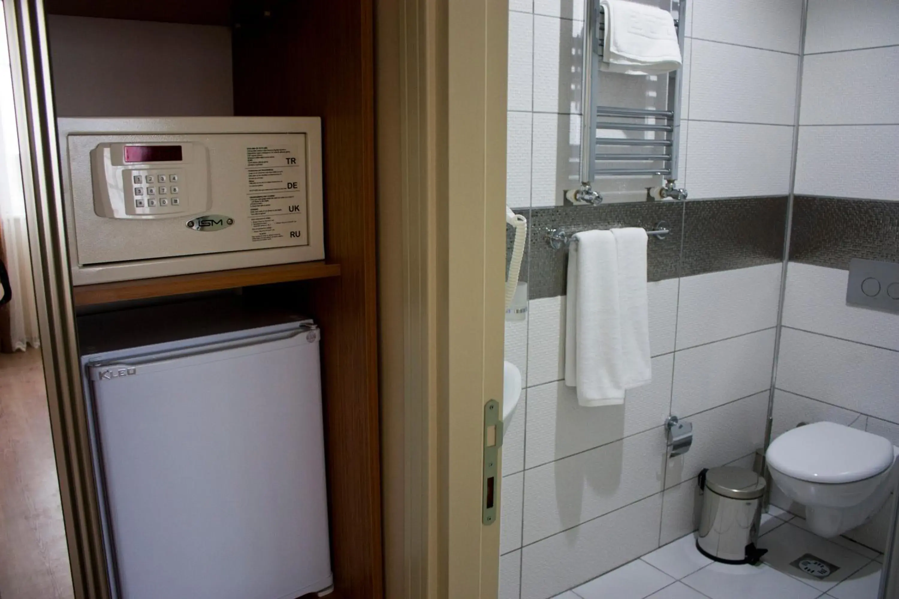 Toilet, Bathroom in Istanbul Central Hotel