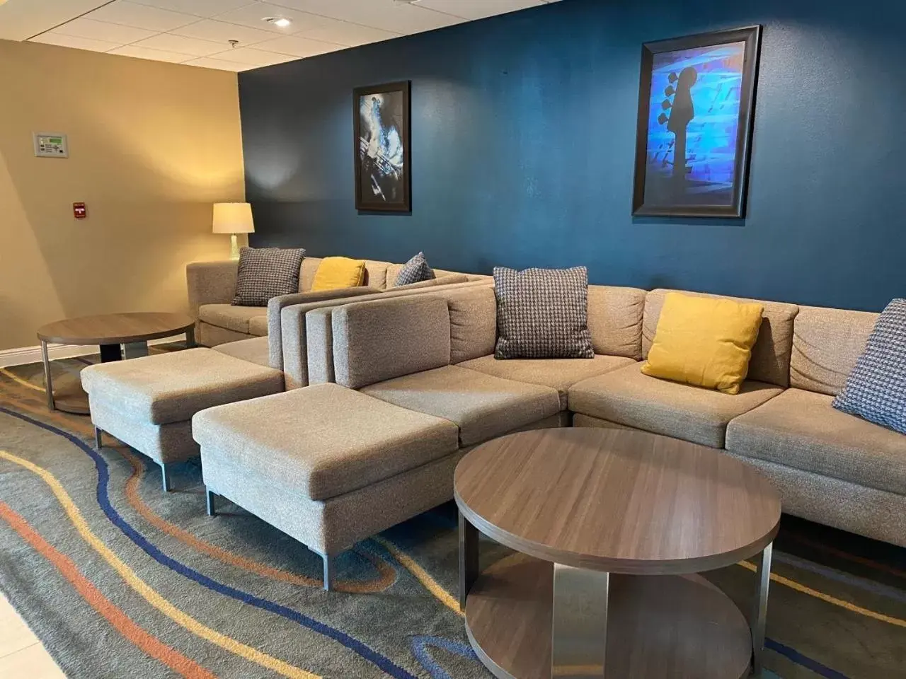 Lobby or reception in Comfort Inn & Suites New Orleans Airport North