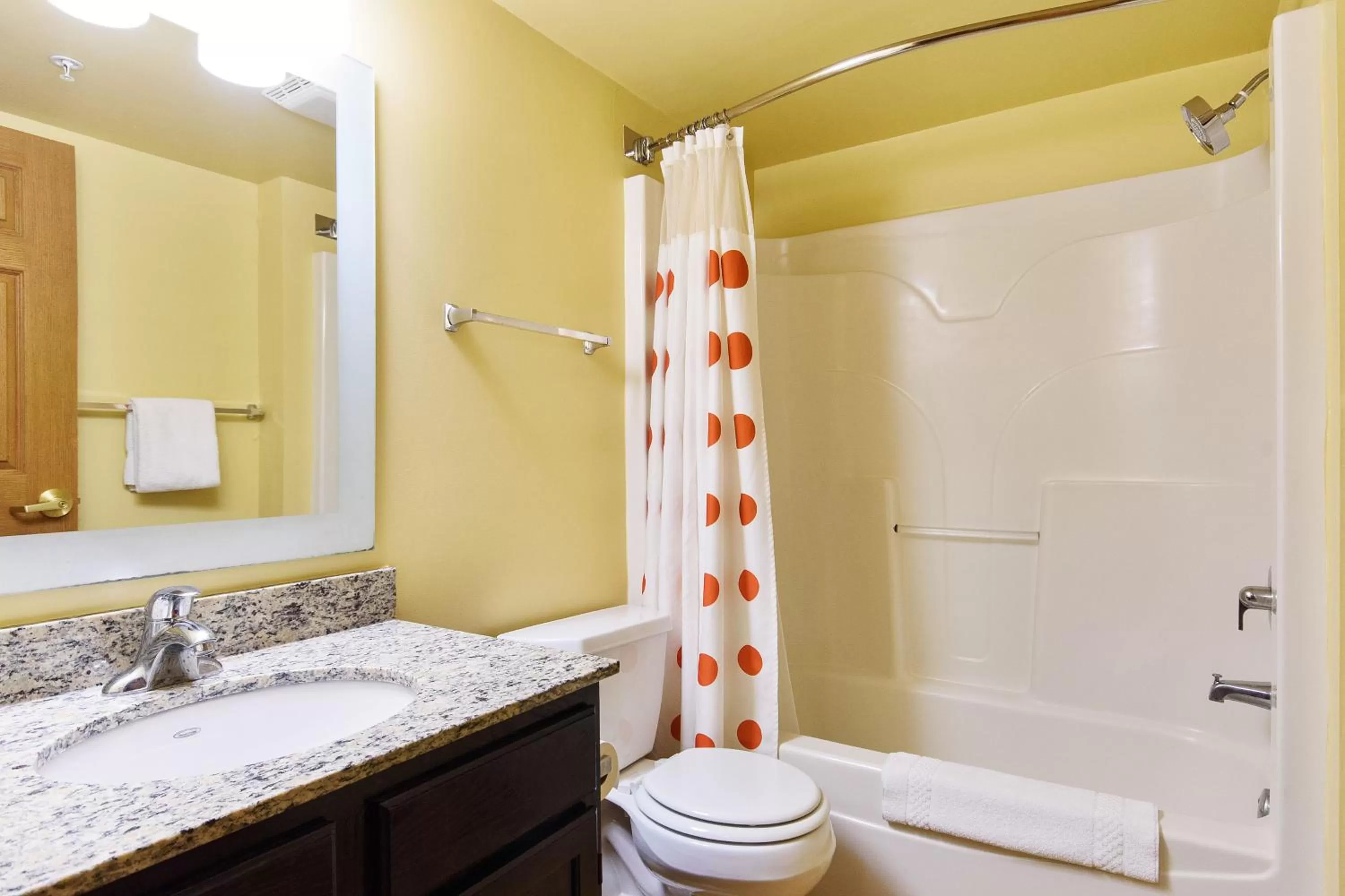 Shower in Extended Stay America Suites - Chicago - Elgin - West Dundee
