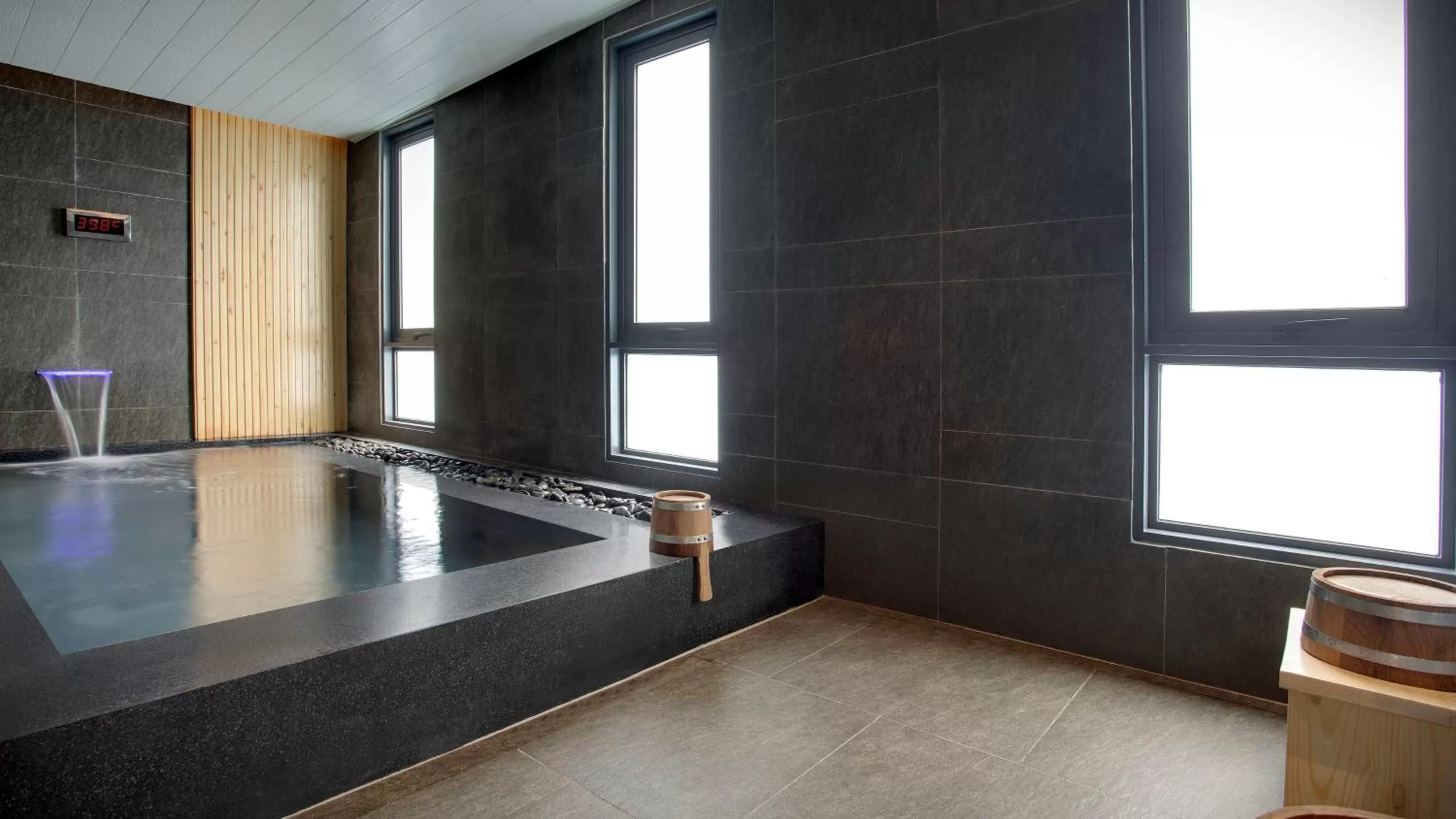 Fitness centre/facilities in Staybridge Suites Bangkok Thonglor by IHG