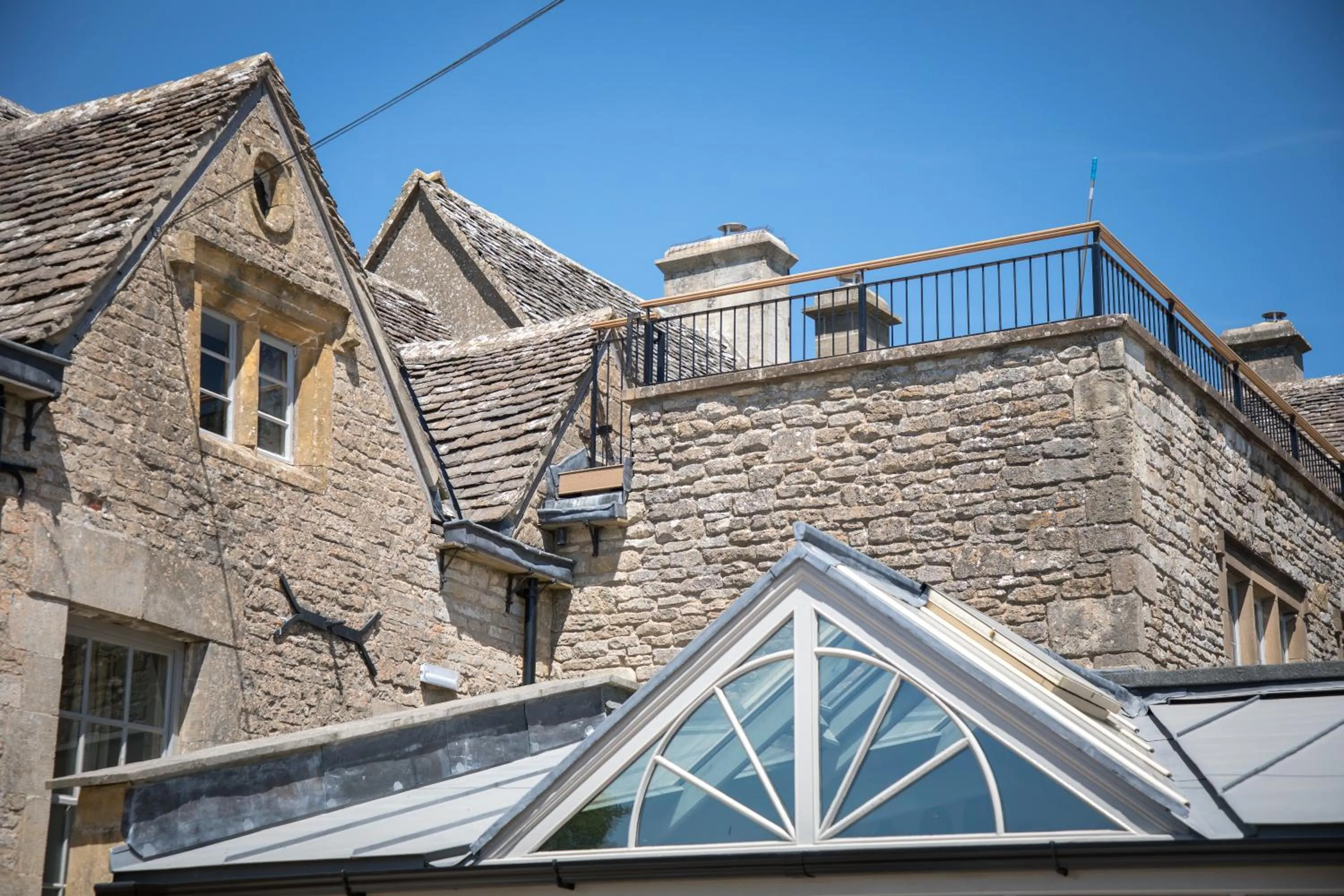 Facade/entrance in The Frogmill Hotel