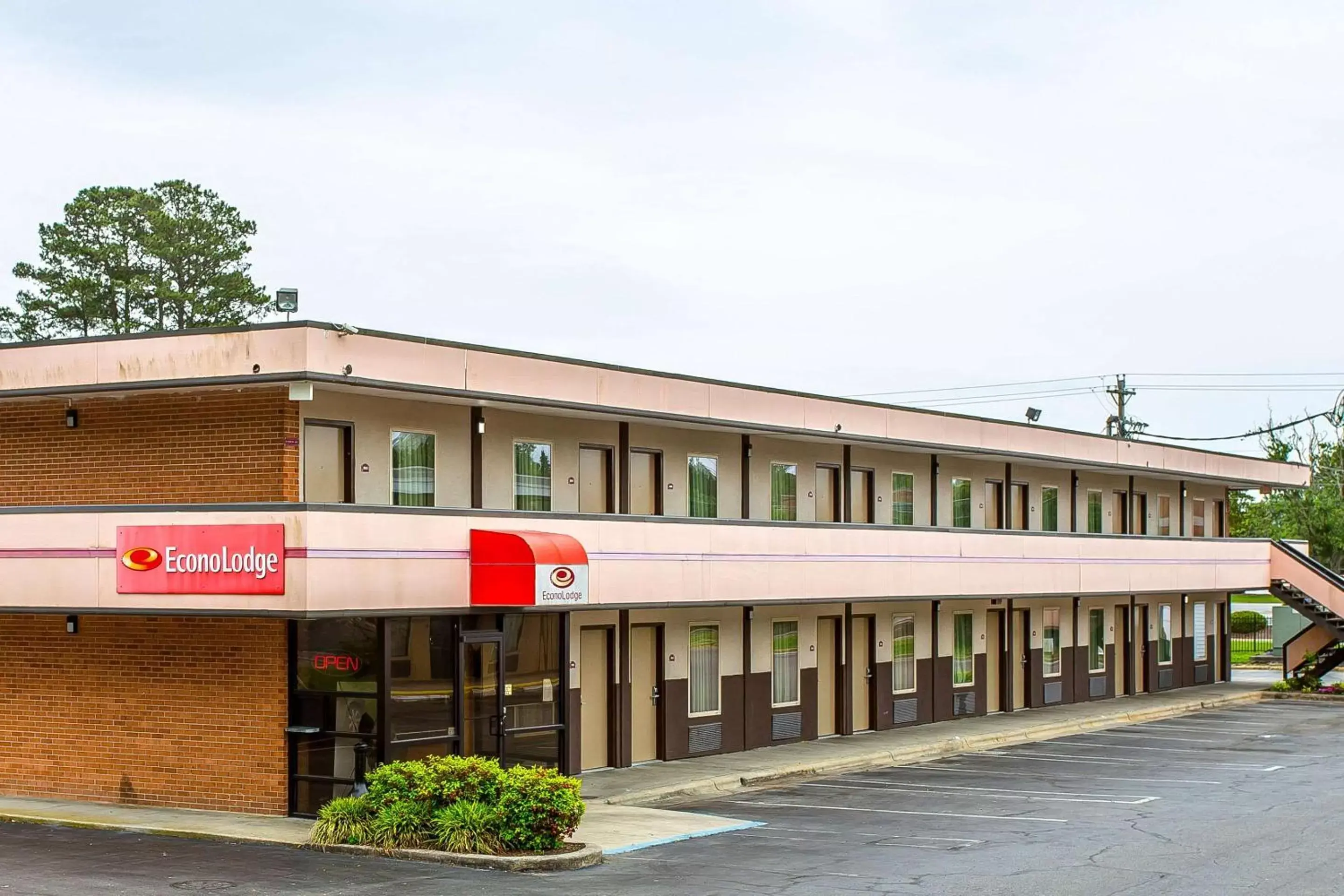 Property Building in Econo Lodge Elizabeth City