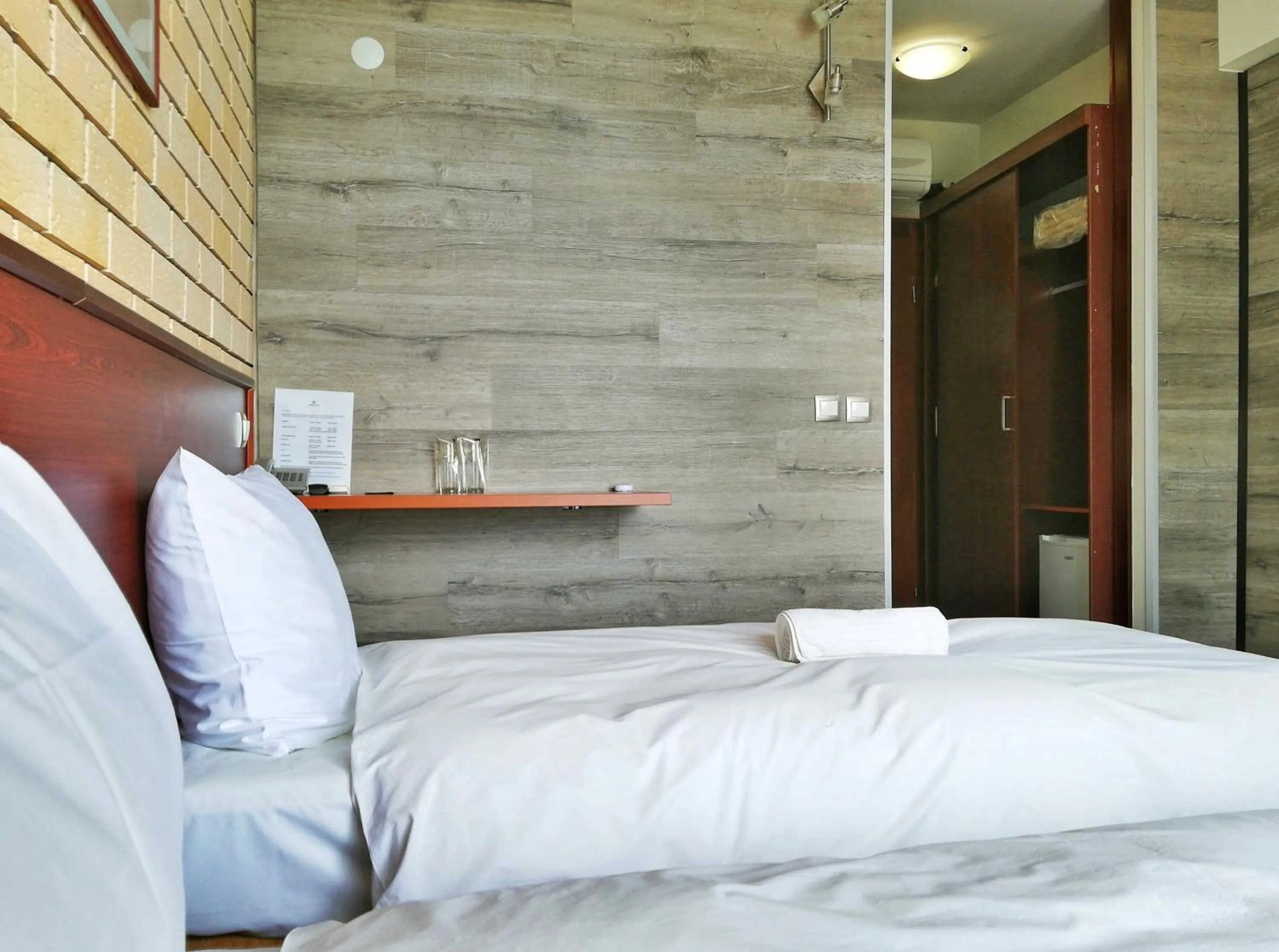 Bedroom, Bed in Royal View Hotel and SPA