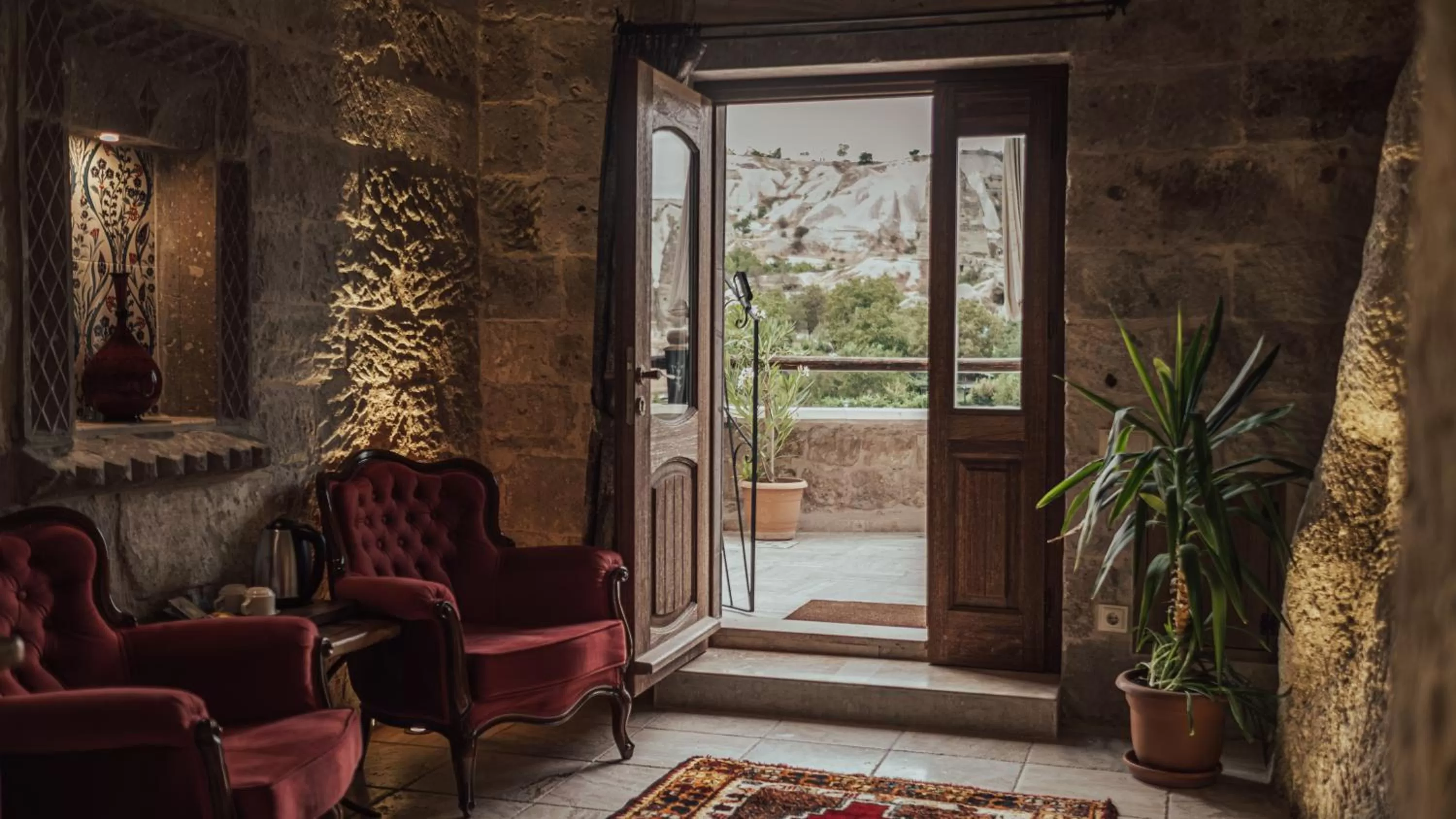 Natural landscape in Şah Saray Cave Suites Halal Hotel