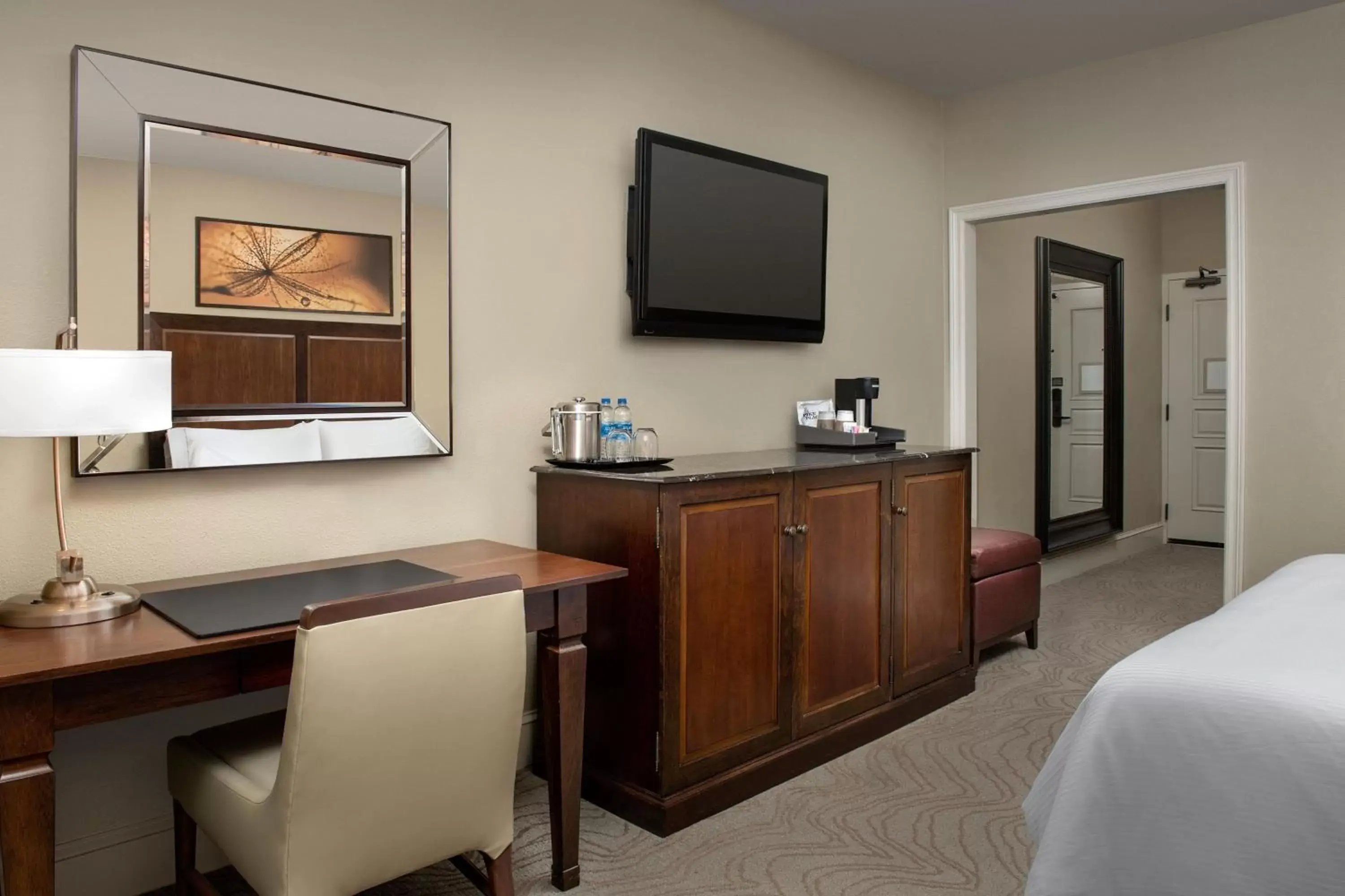 Photo of the whole room, TV/Entertainment Center in The Westin Sacramento