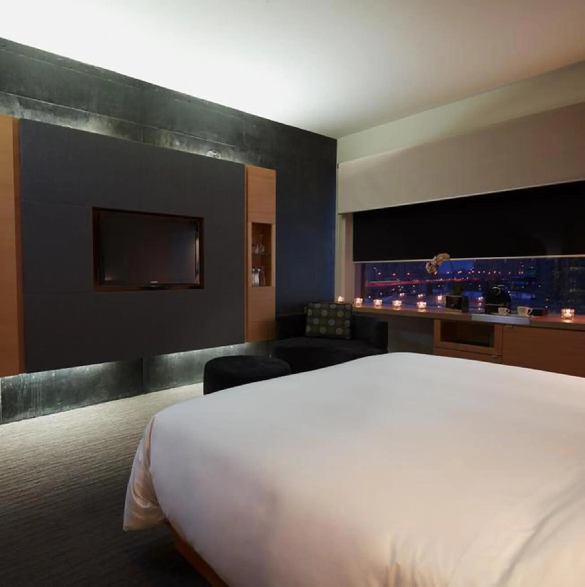 Bedroom, Bed in Le Germain Hotel Maple Leaf Square