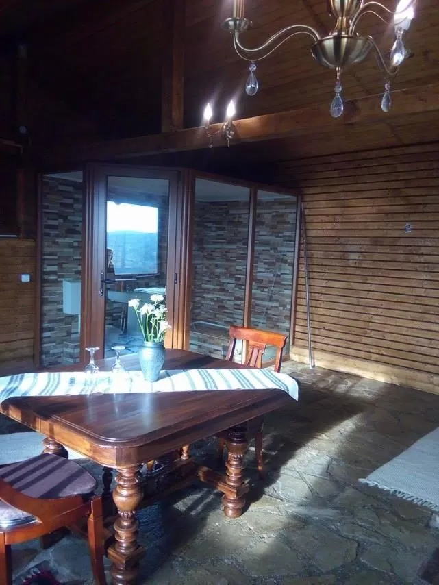 Dining area in Pensiunea Taverna Bucium