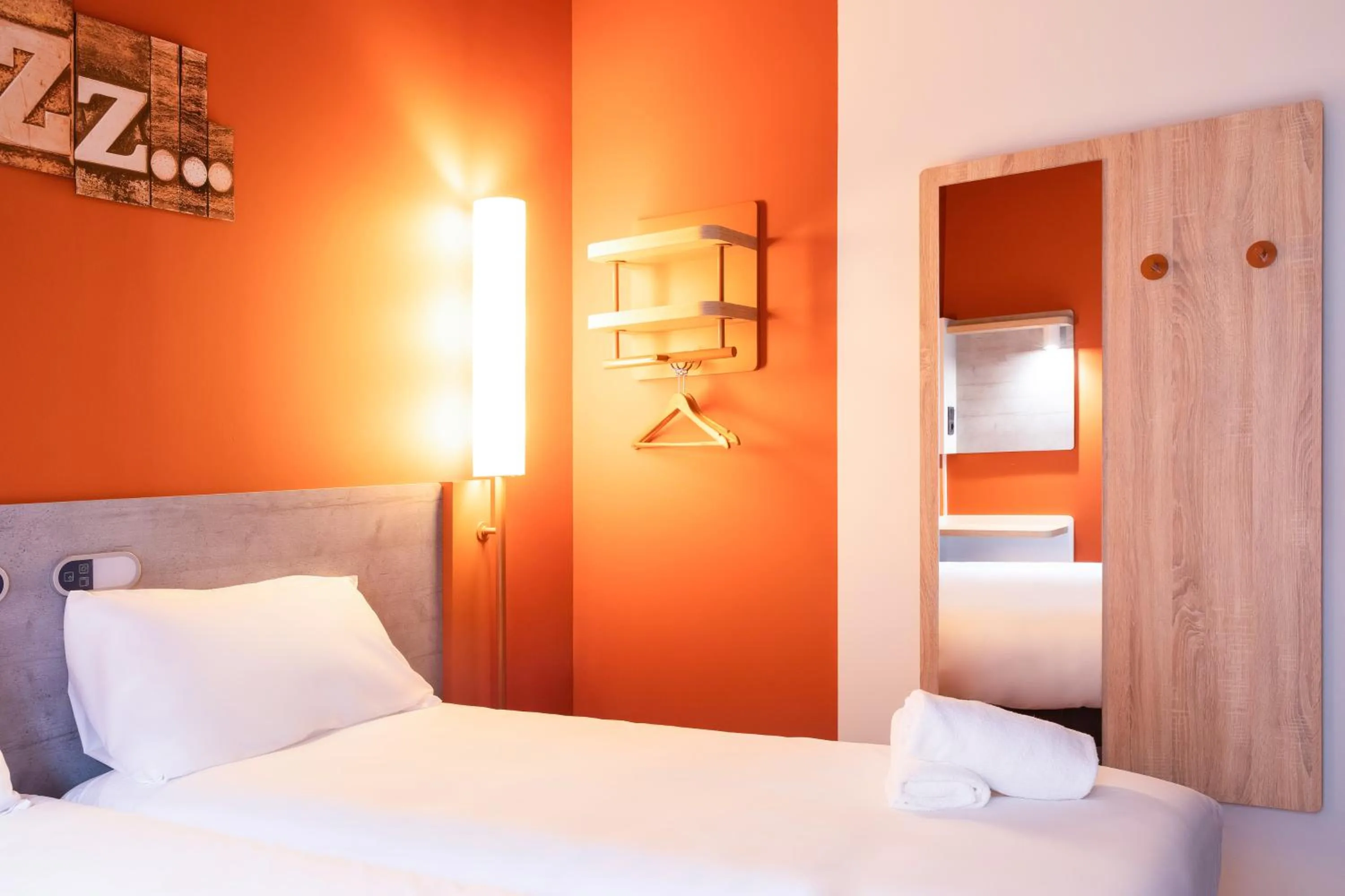 Bed in Ibis Budget Bilbao City